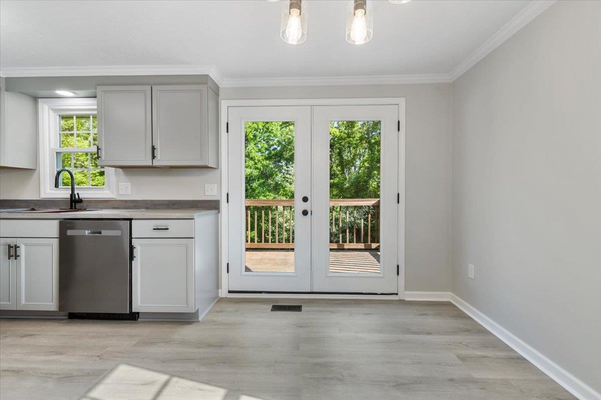 325 Mulberry Drive Christiansburg VA 24073