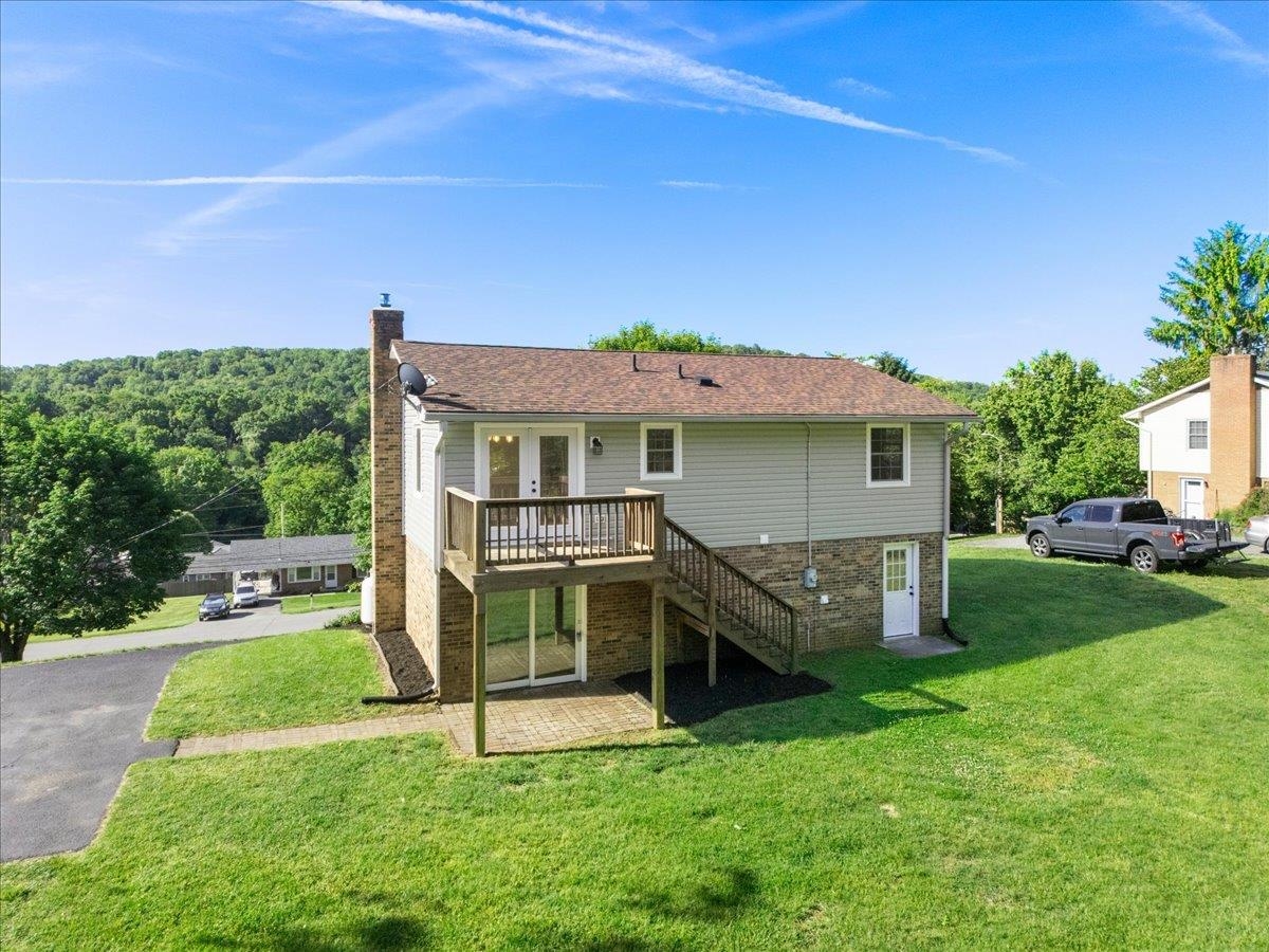 325 Mulberry Drive Christiansburg VA 24073