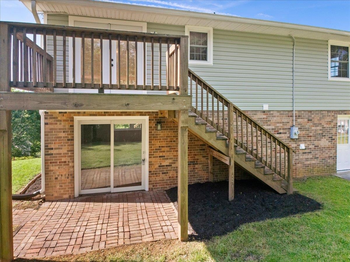 325 Mulberry Drive Christiansburg VA 24073