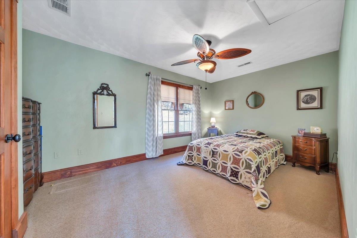 11309 Cumberland Gap Road NW New Castle VA 24127