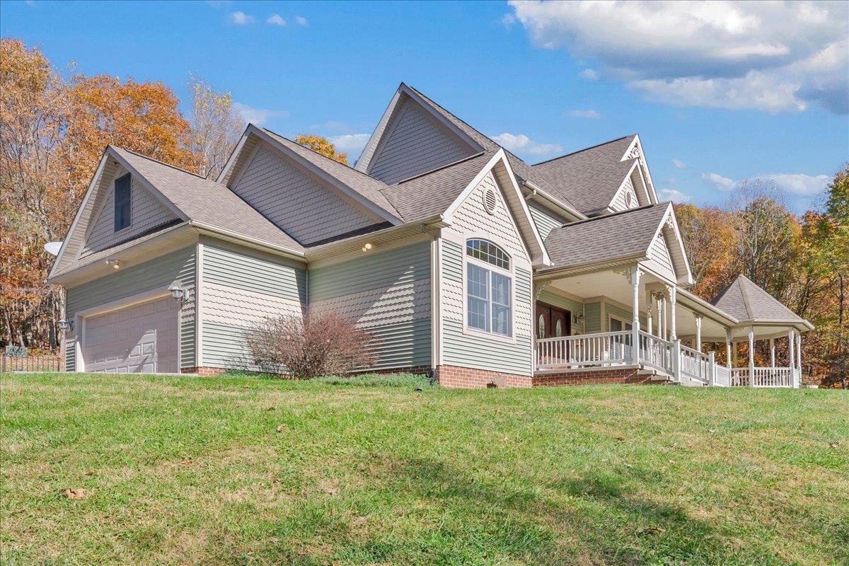 11309 Cumberland Gap Road NW New Castle VA 24127
