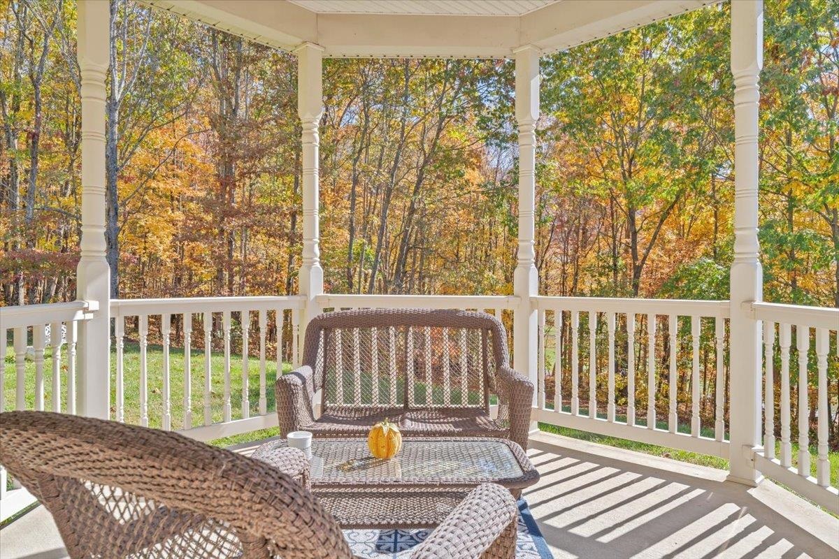 11309 Cumberland Gap Road NW New Castle VA 24127