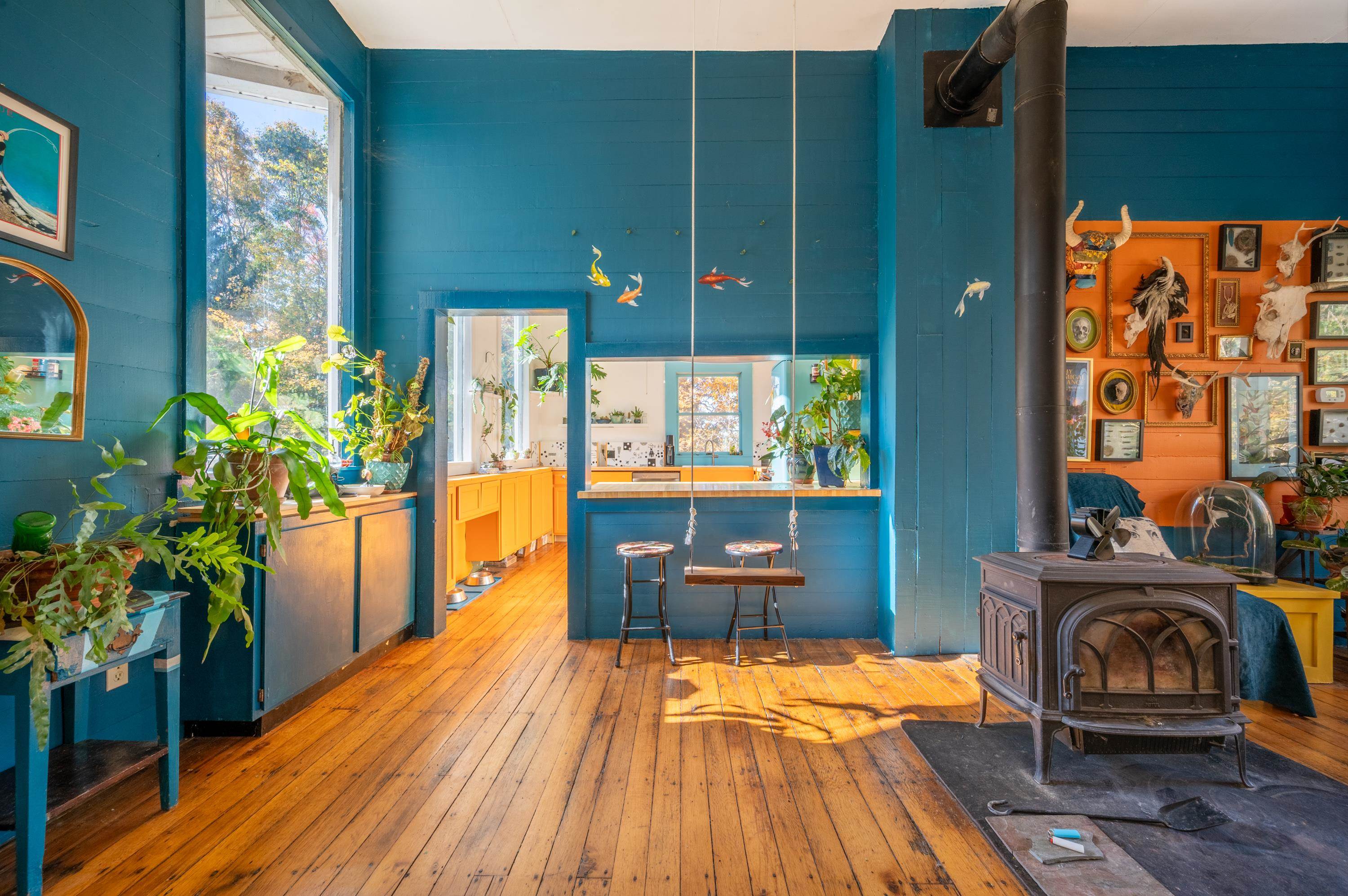 3056 Indian Valley Road NW Radford VA 24141