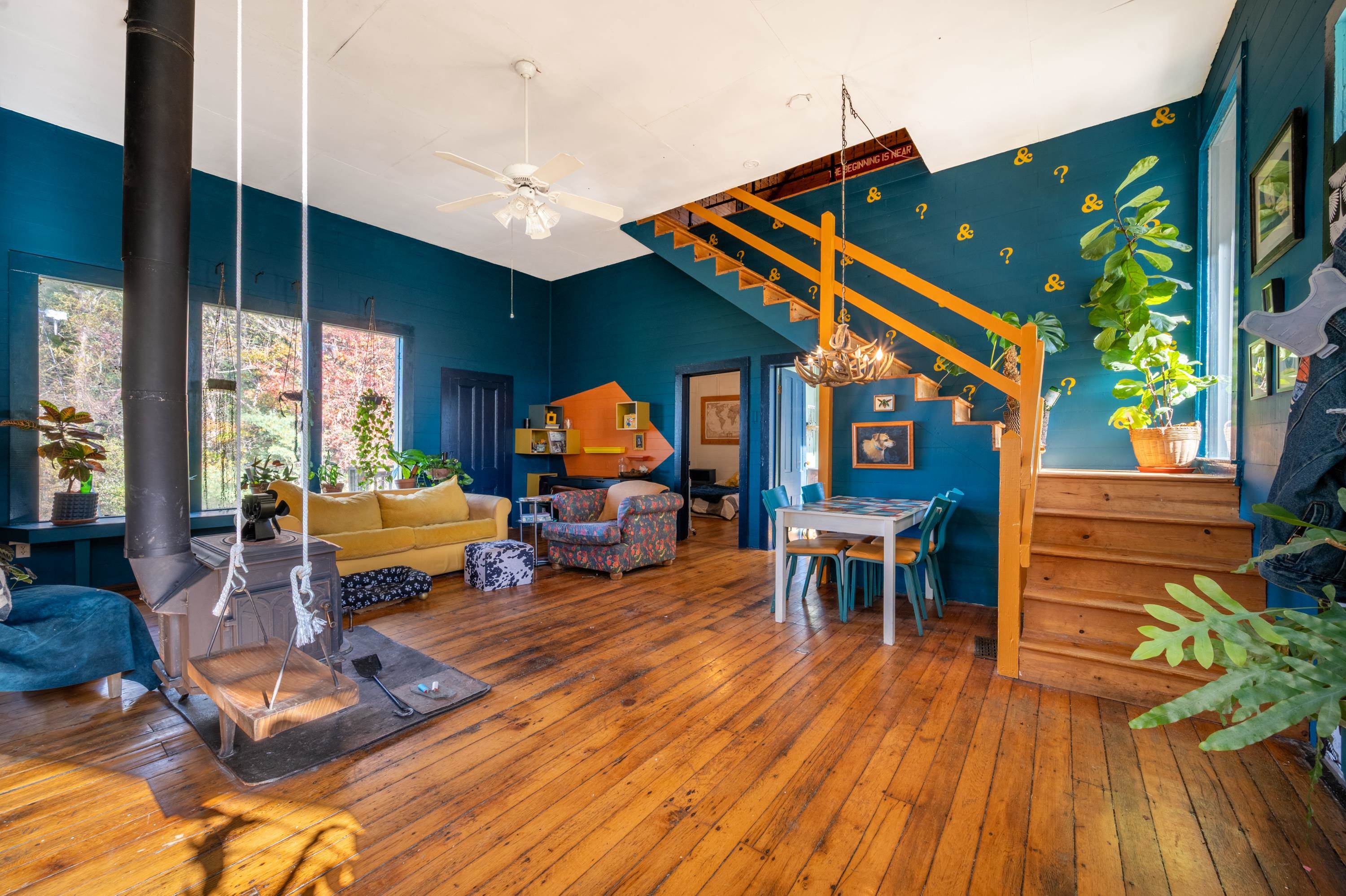 3056 Indian Valley Road NW Radford VA 24141