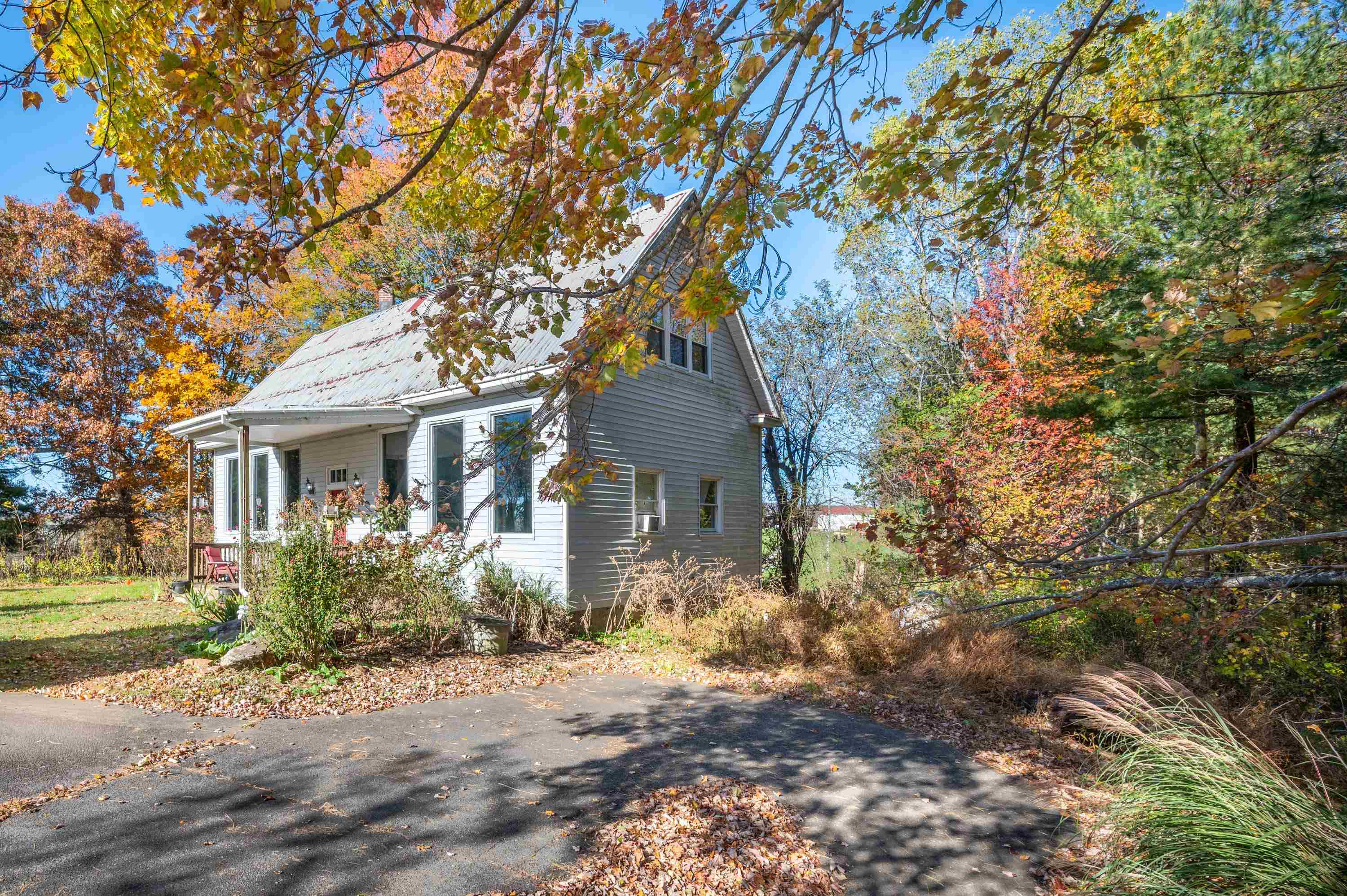 3056 Indian Valley Road NW Radford VA 24141