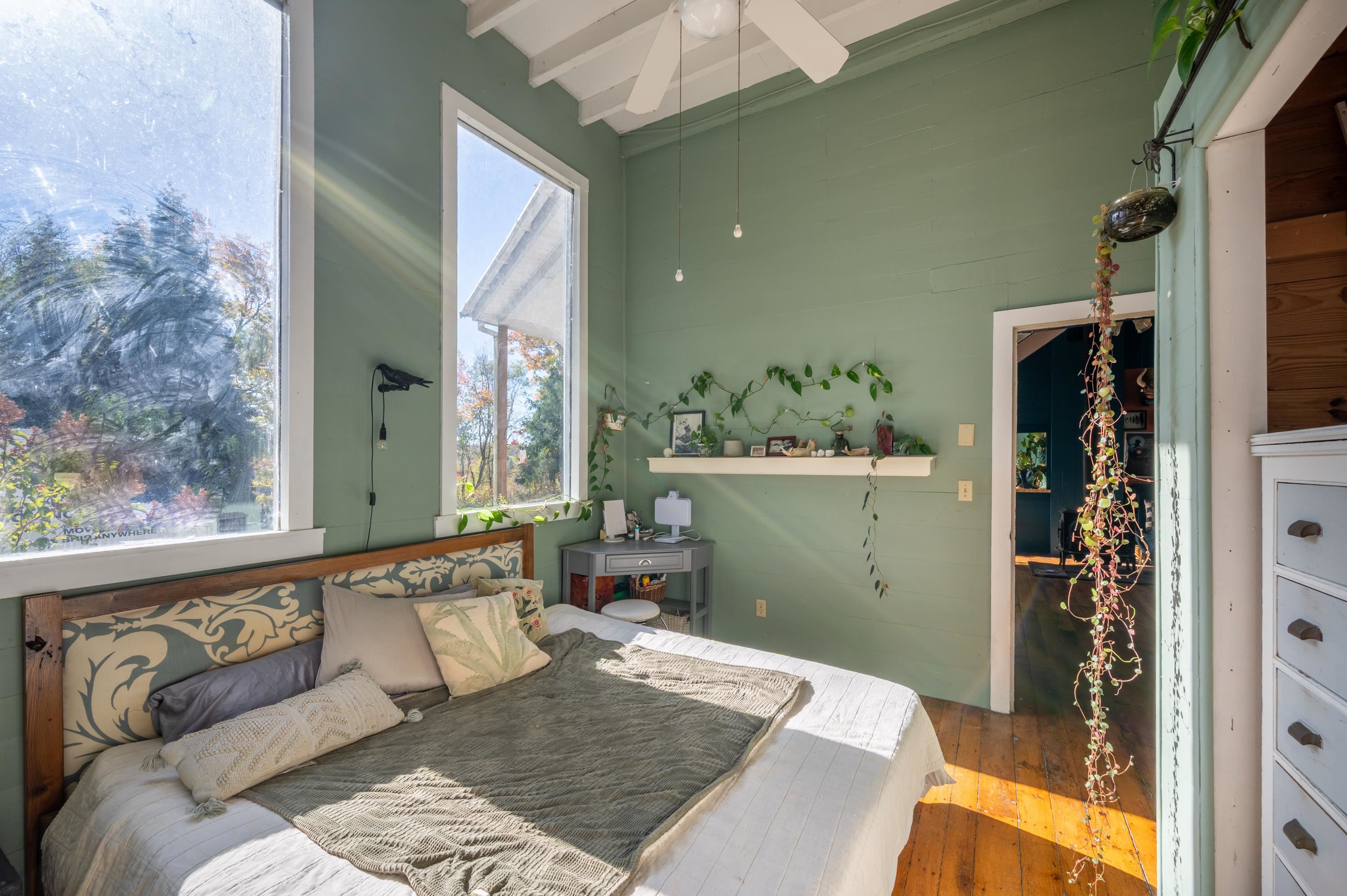 3056 Indian Valley Road NW Radford VA 24141