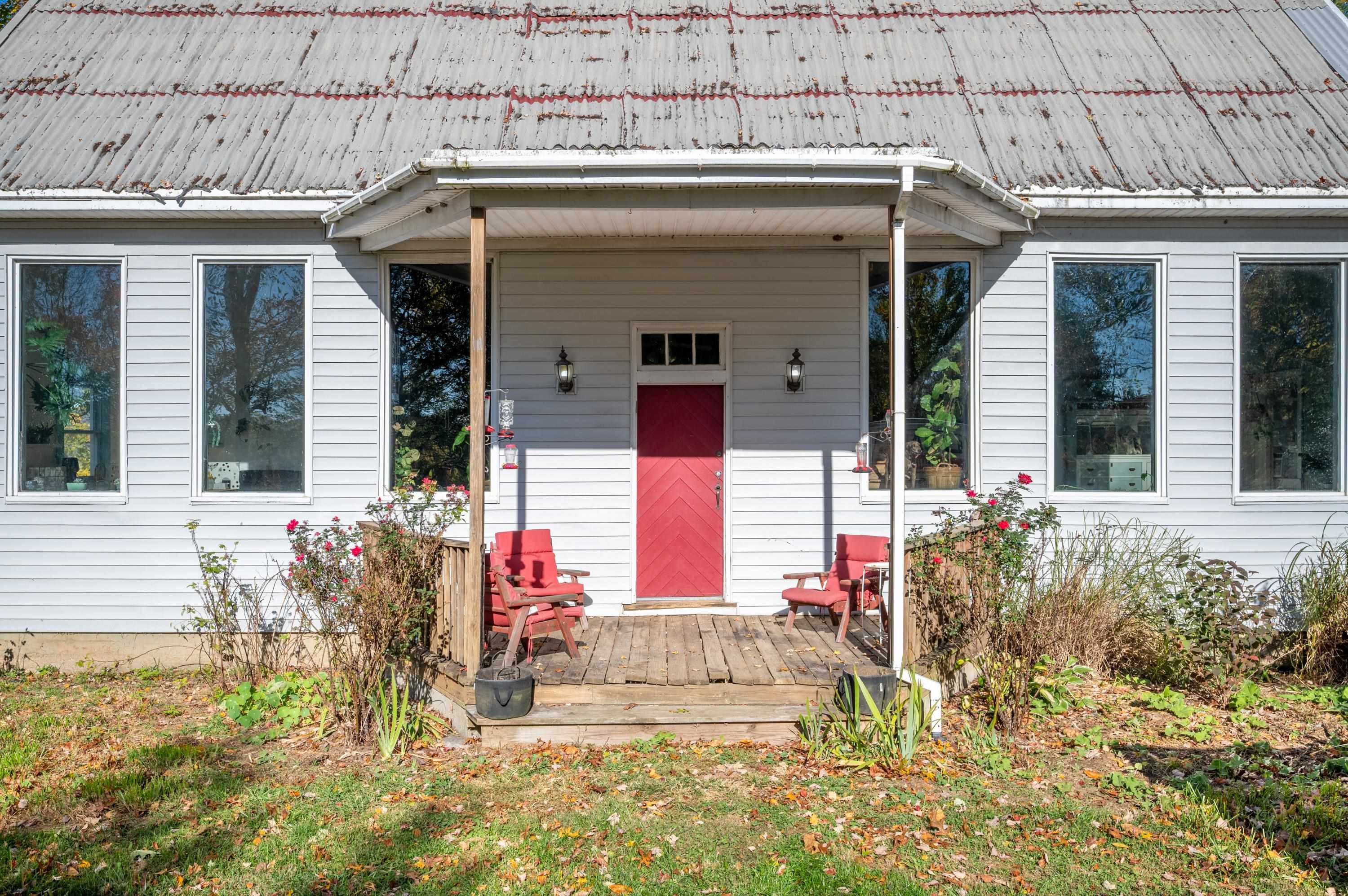 3056 Indian Valley Road NW Radford VA 24141