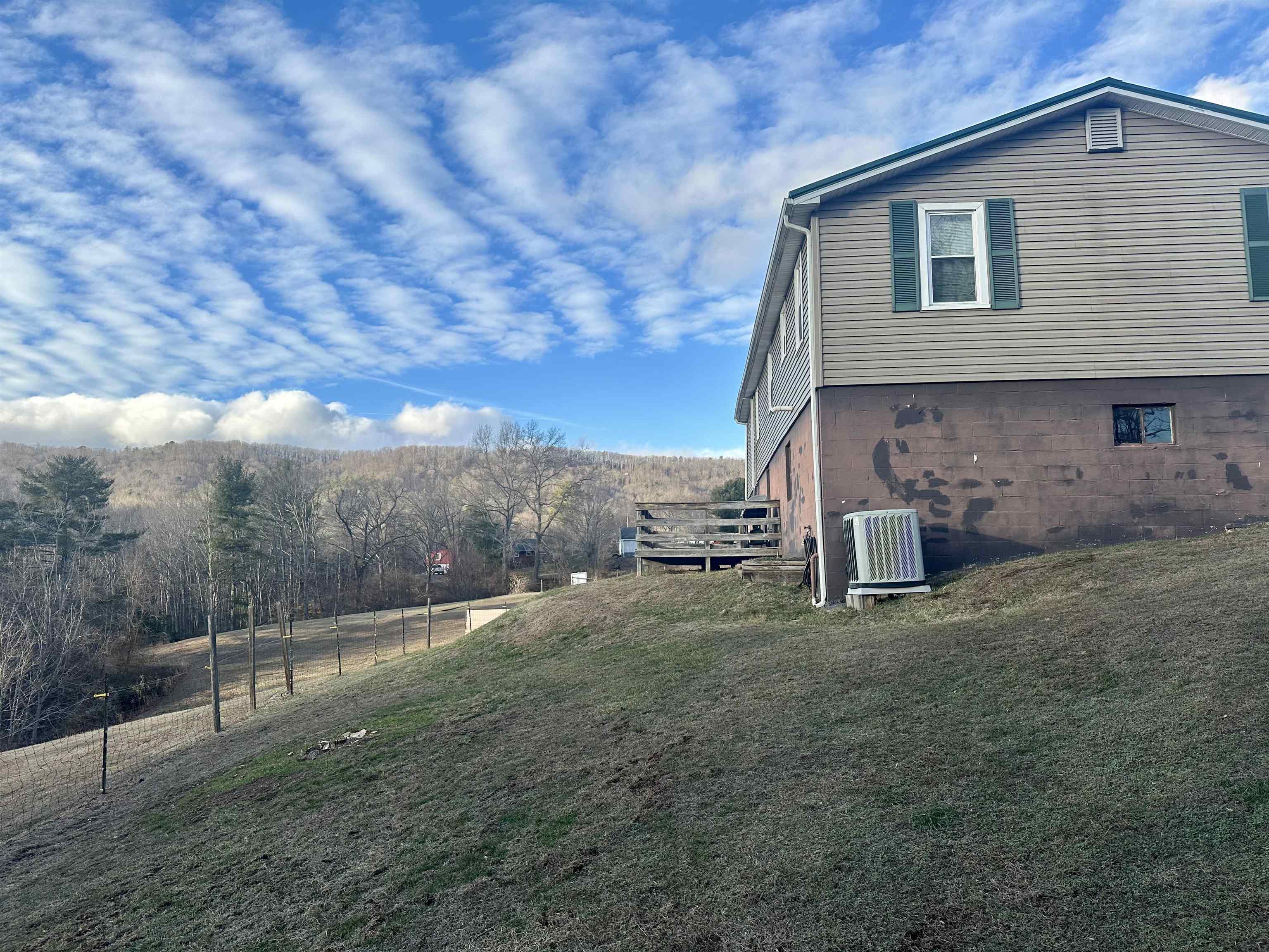 6308 Parrott Mountain Road Parrott VA 24132