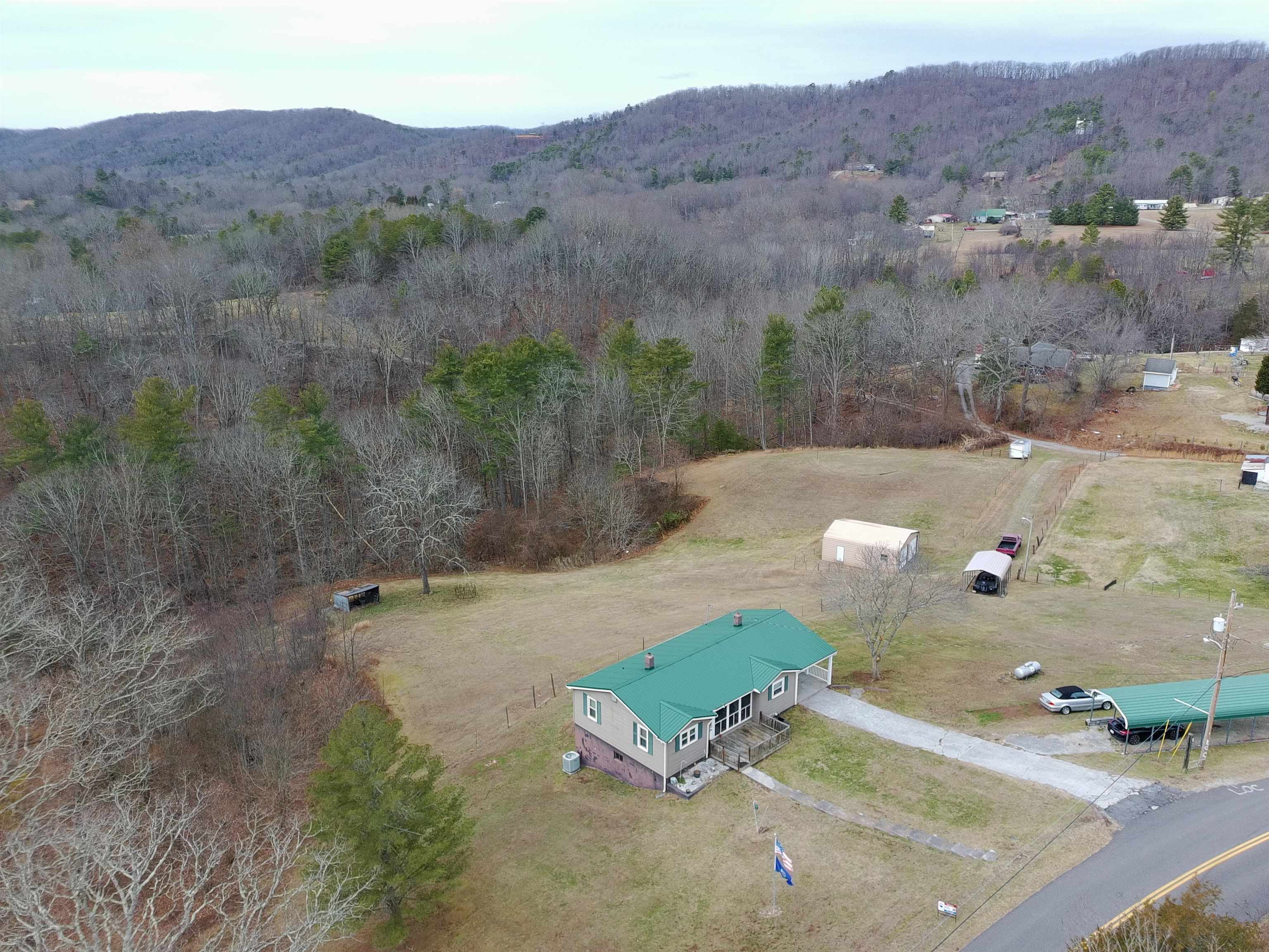 6308 Parrott Mountain Road Parrott VA 24132