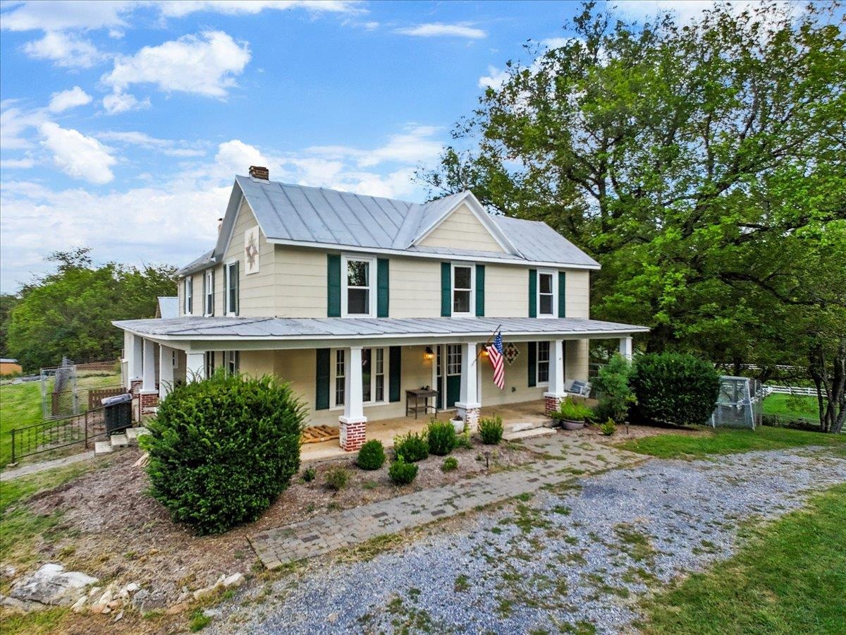 7758 Old Fincastle Road Fincastle VA 24090