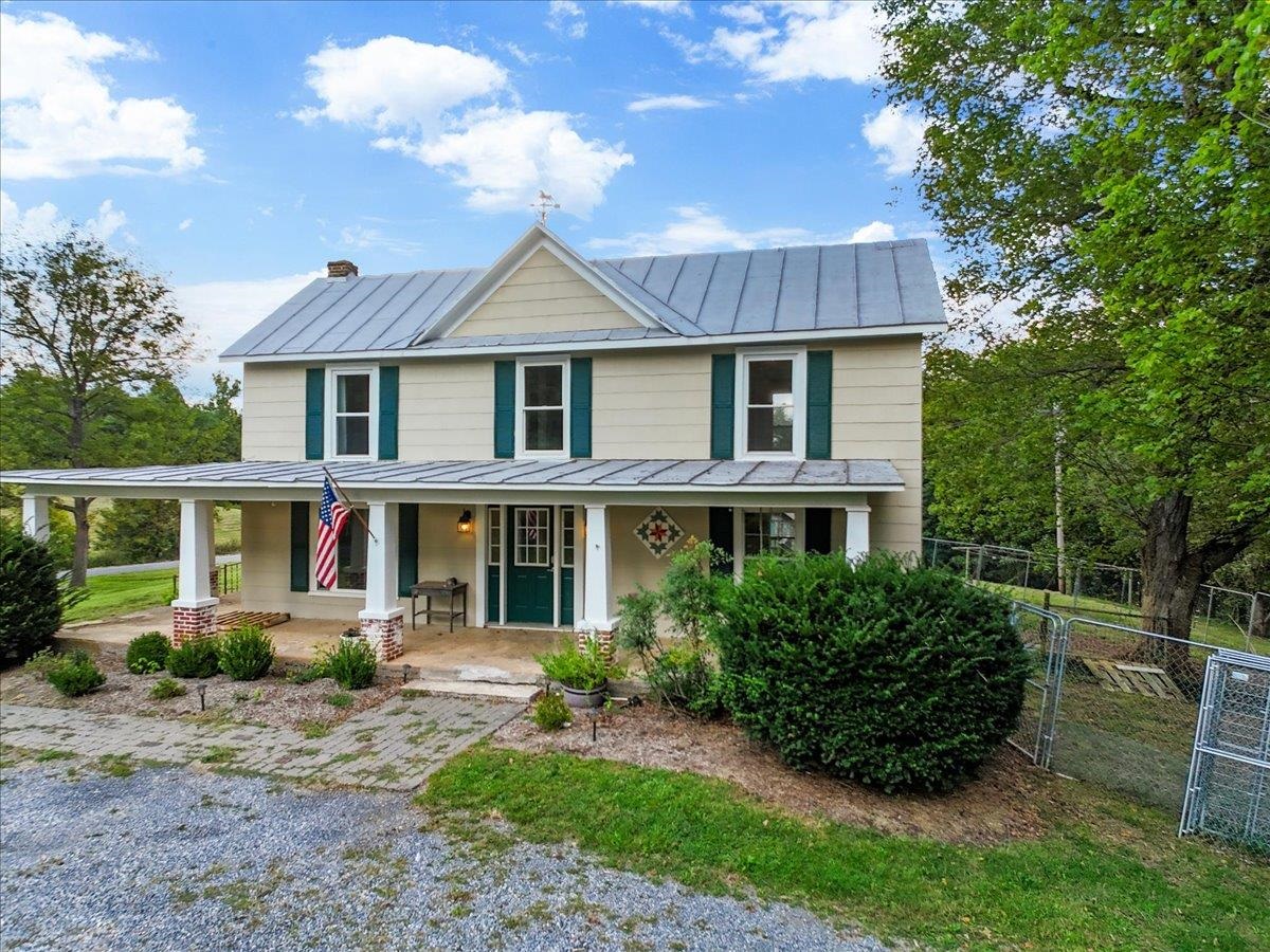 7758 Old Fincastle Road Fincastle VA 24090