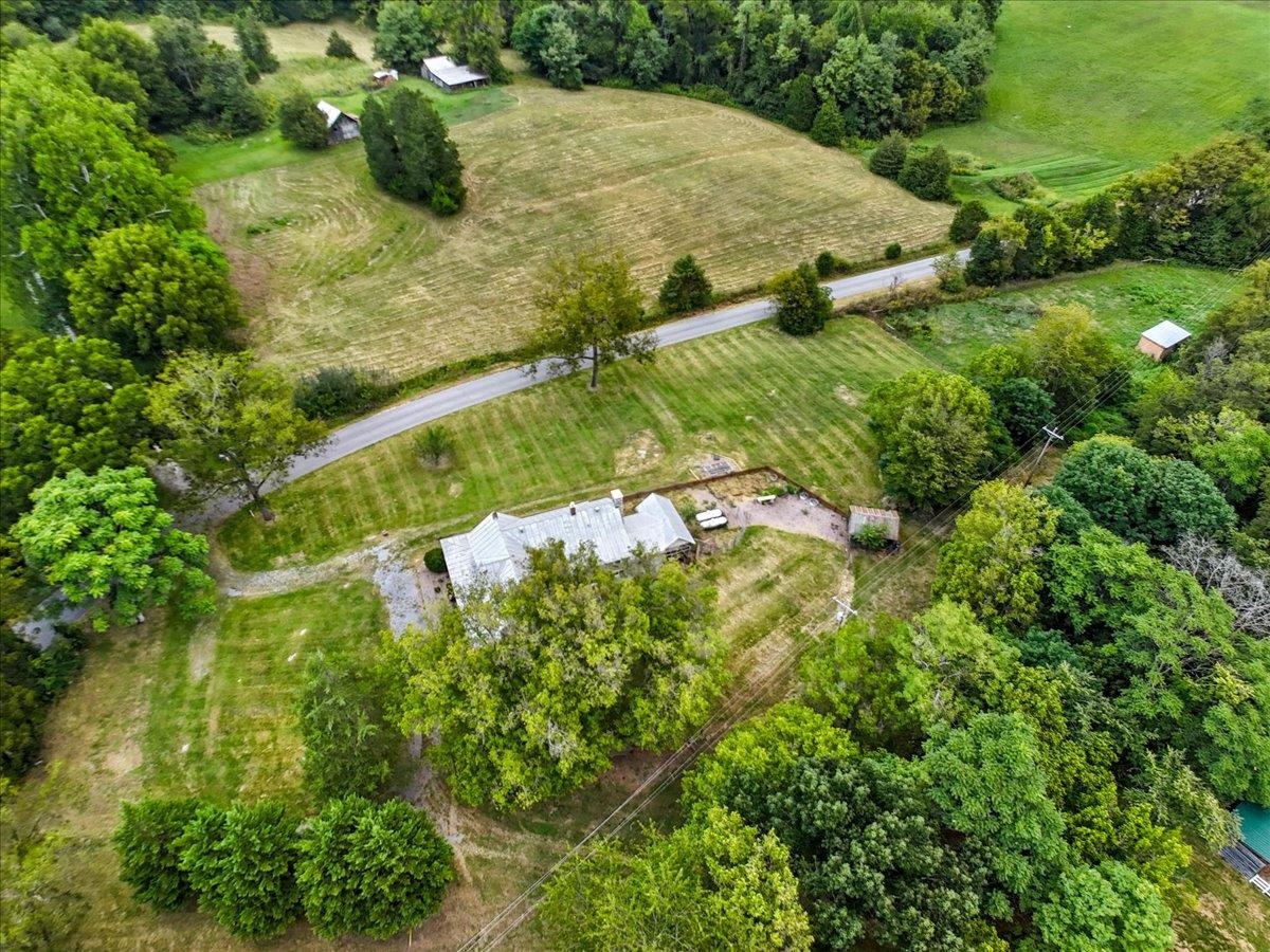 7758 Old Fincastle Road Fincastle VA 24090