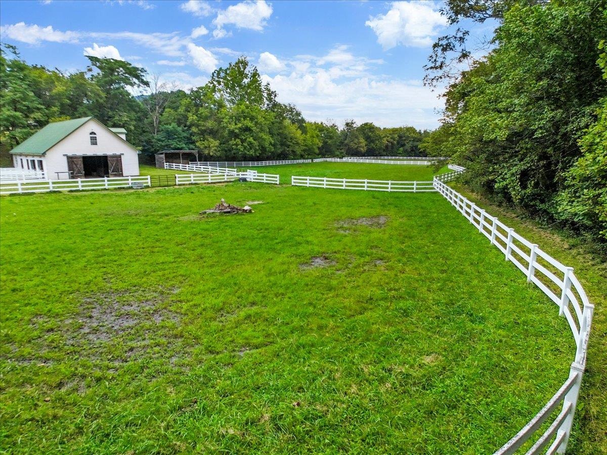 7758 Old Fincastle Road Fincastle VA 24090
