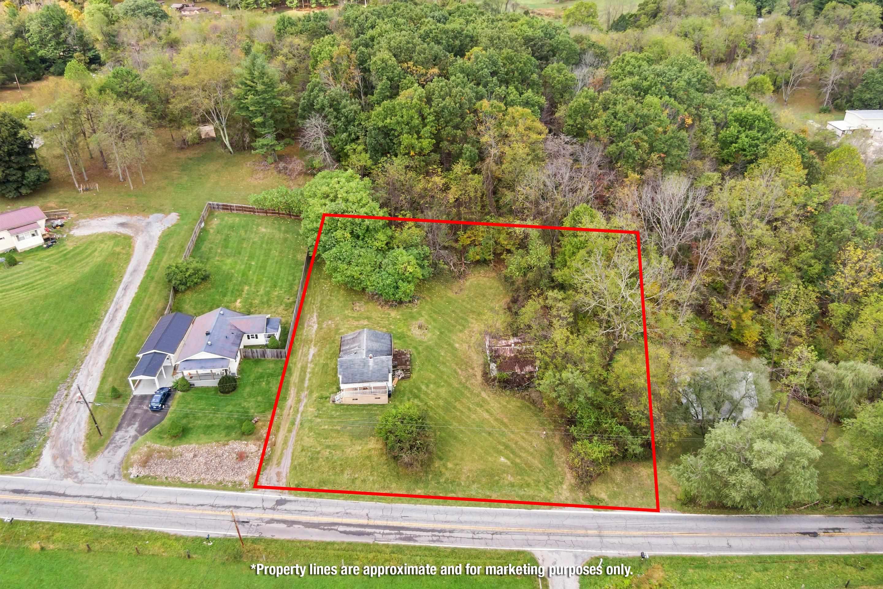 221 Walton Road Radford VA 24141