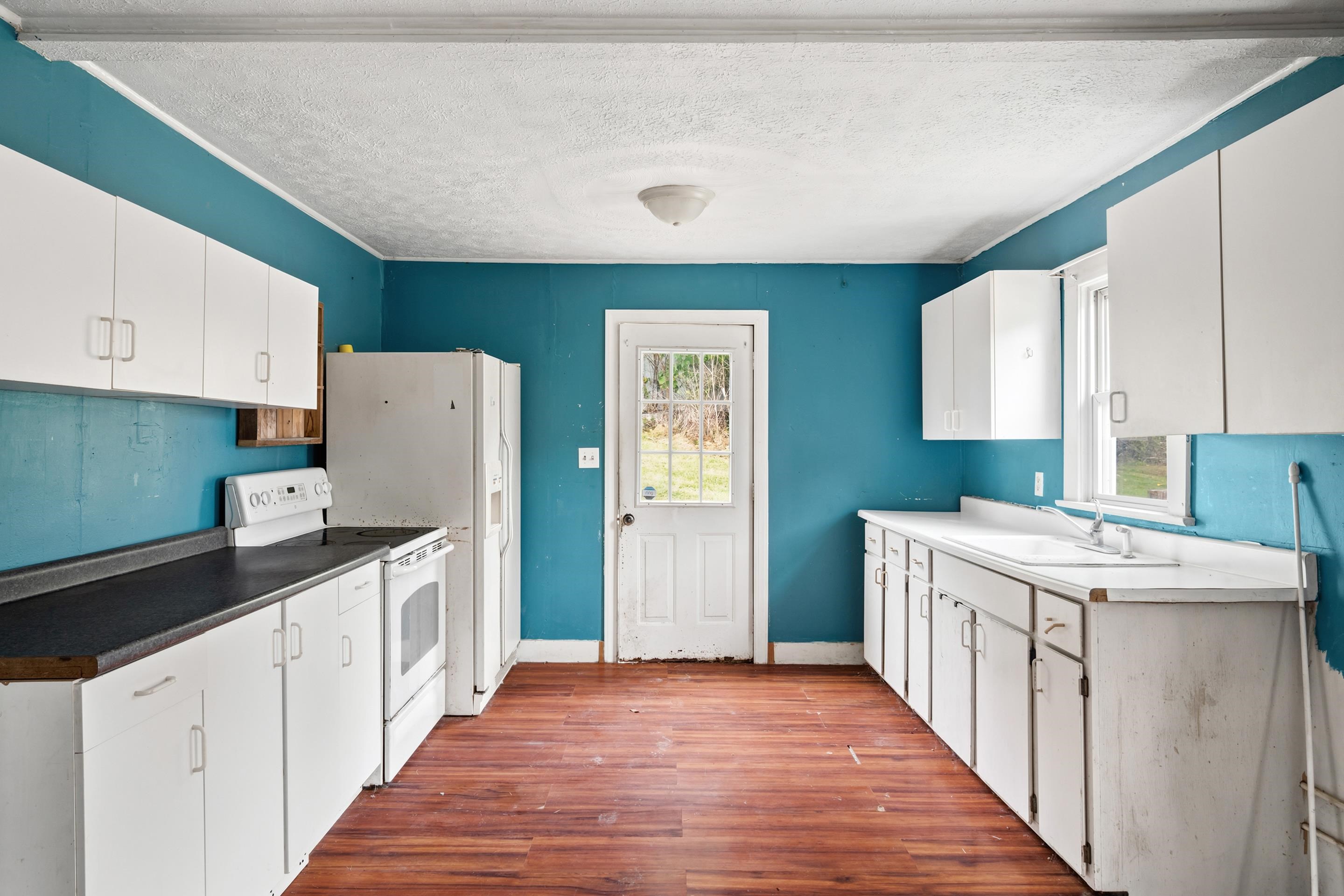 221 Walton Road Radford VA 24141