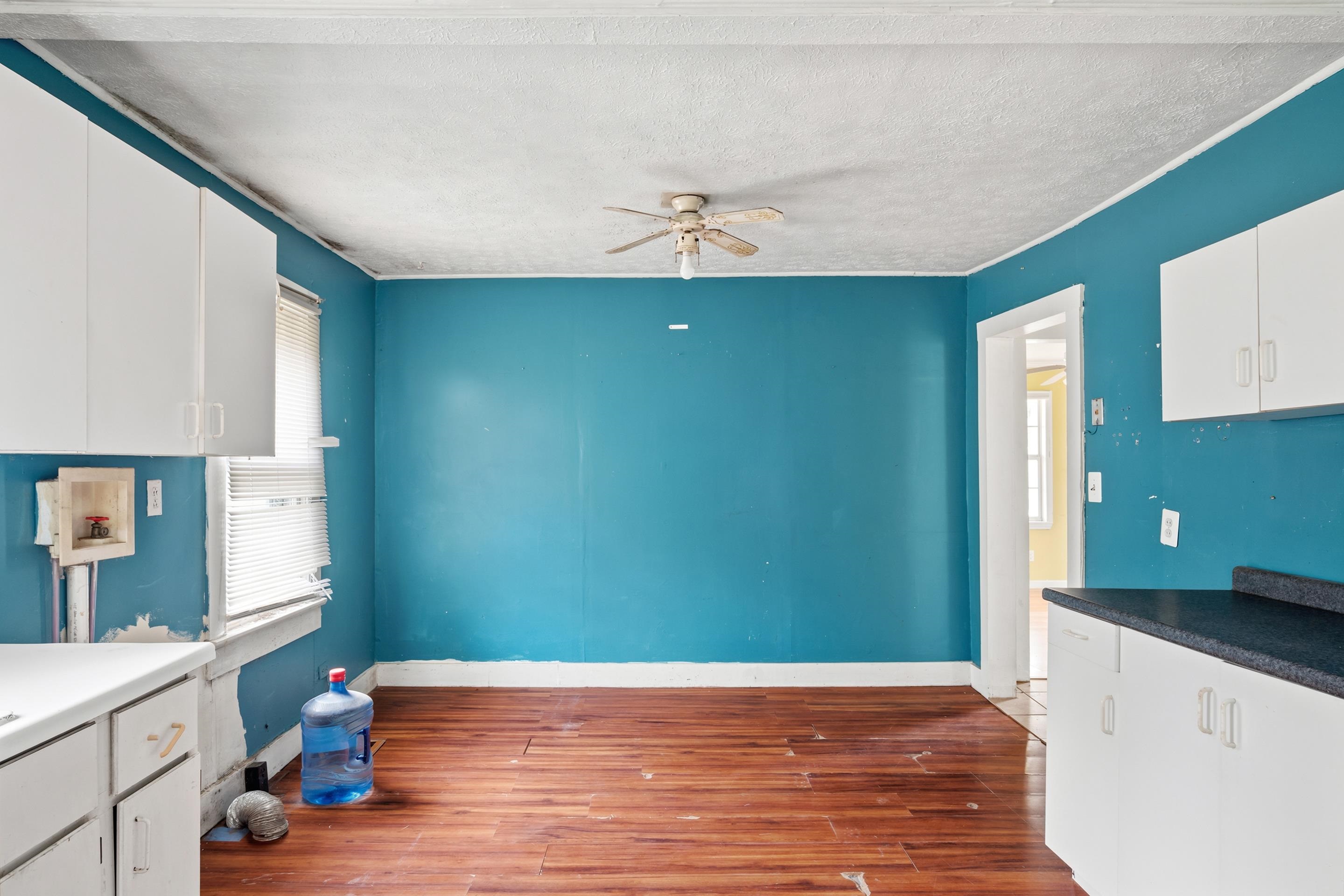 221 Walton Road Radford VA 24141