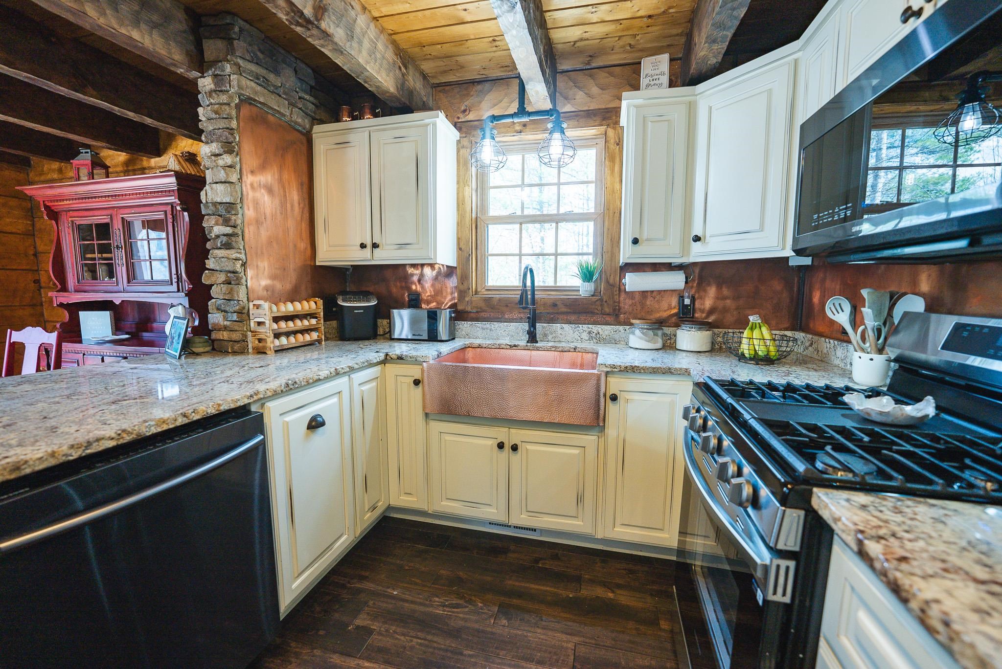 1670 Brick Haven Lane Hillsville VA 24343
