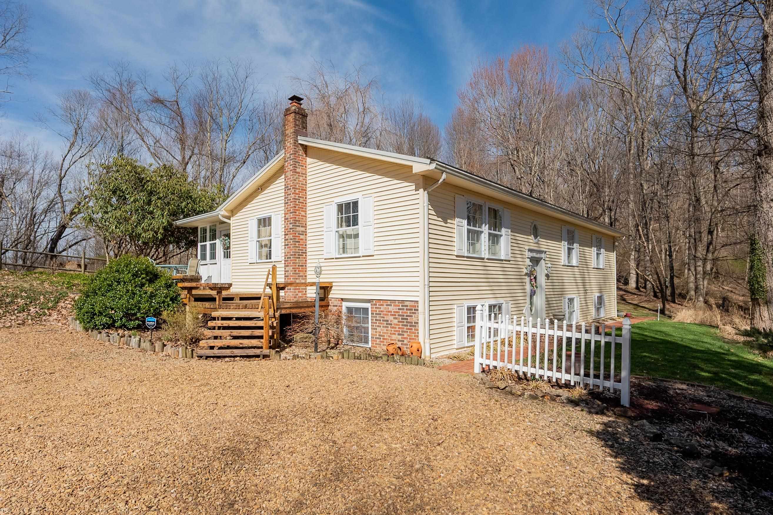 365 Olympic Drive Tazewell VA 24651