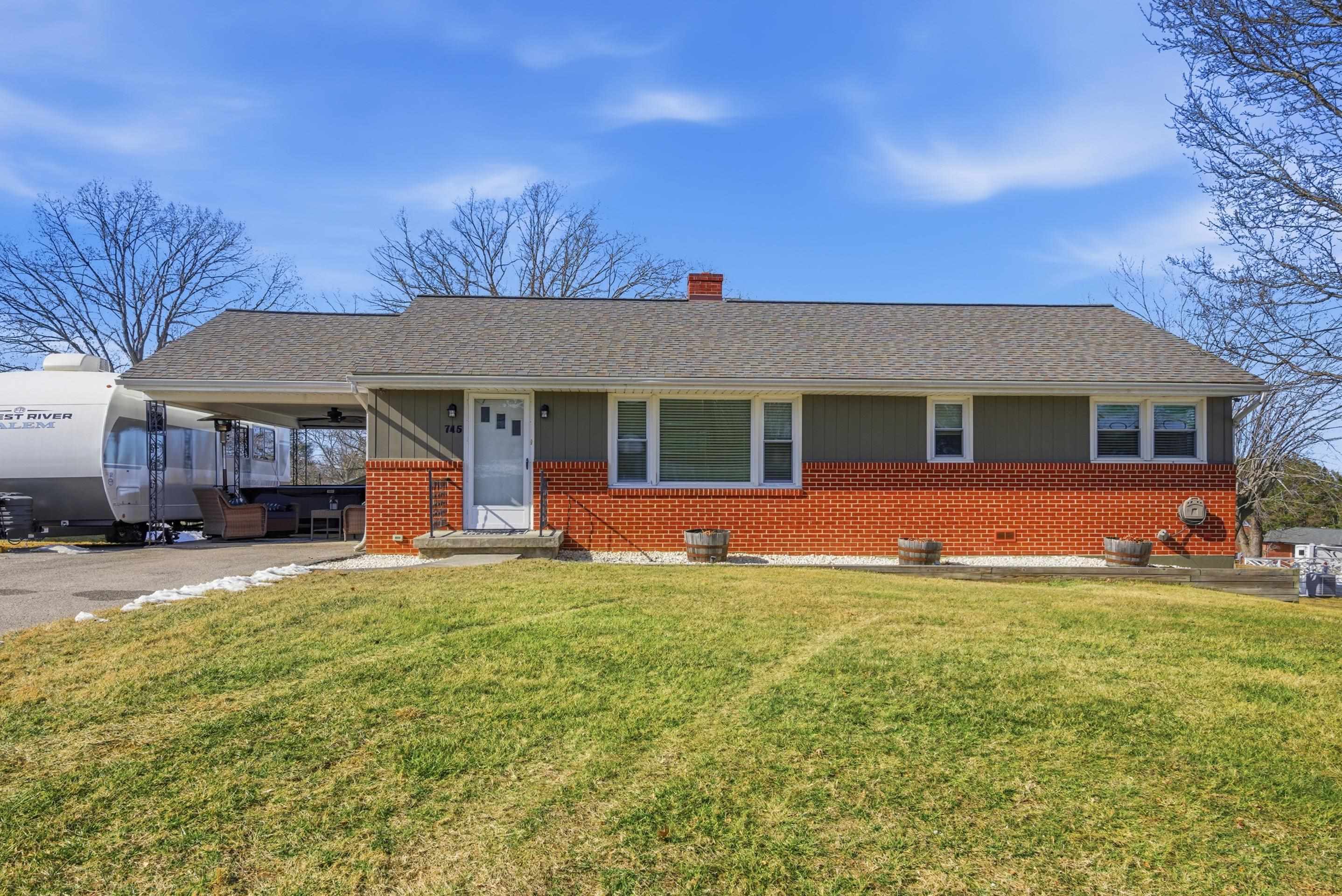 745 Second Street Christiansburg VA 24073