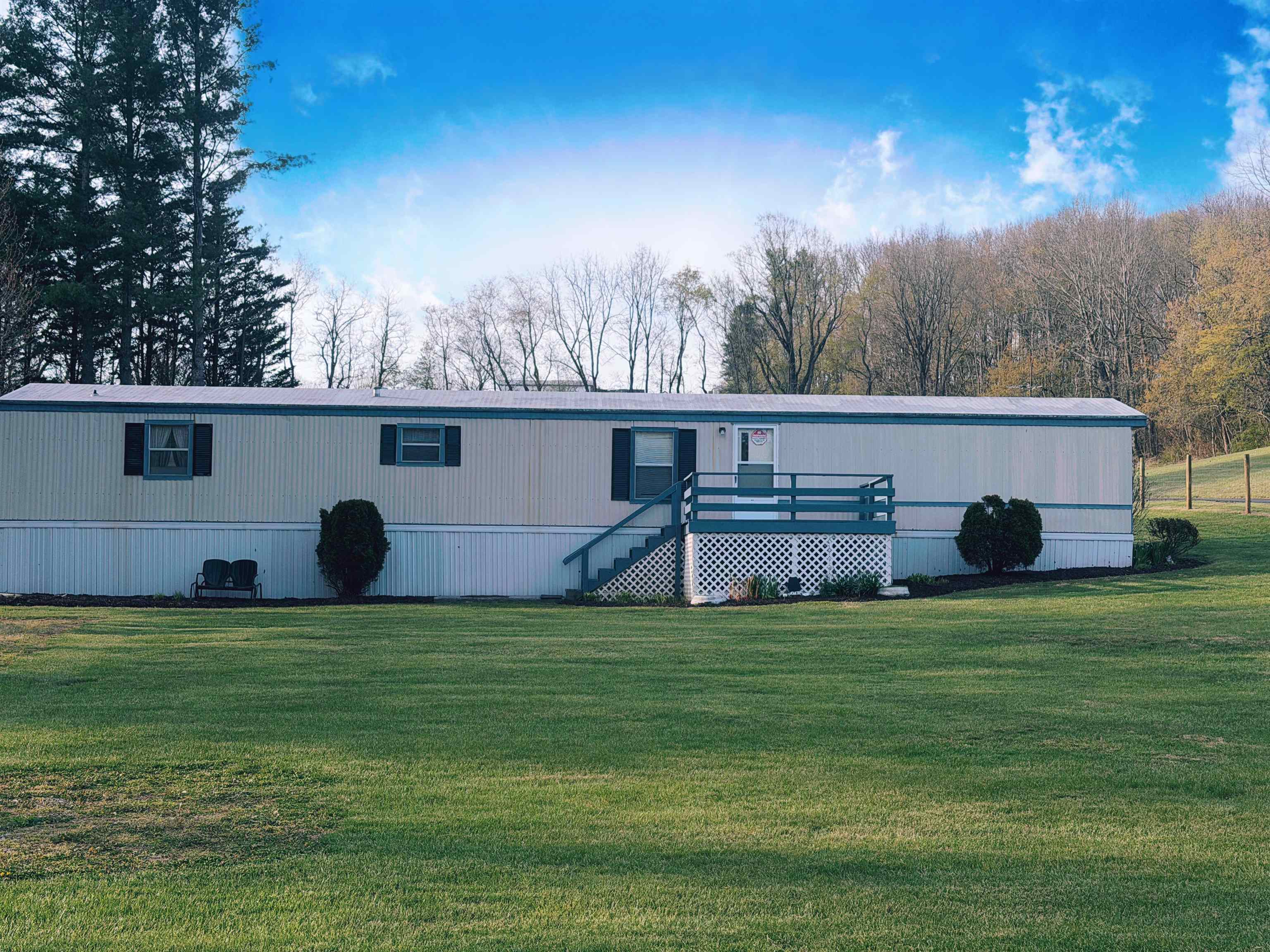8117 W Lee Highway Rural Retreat VA 24368