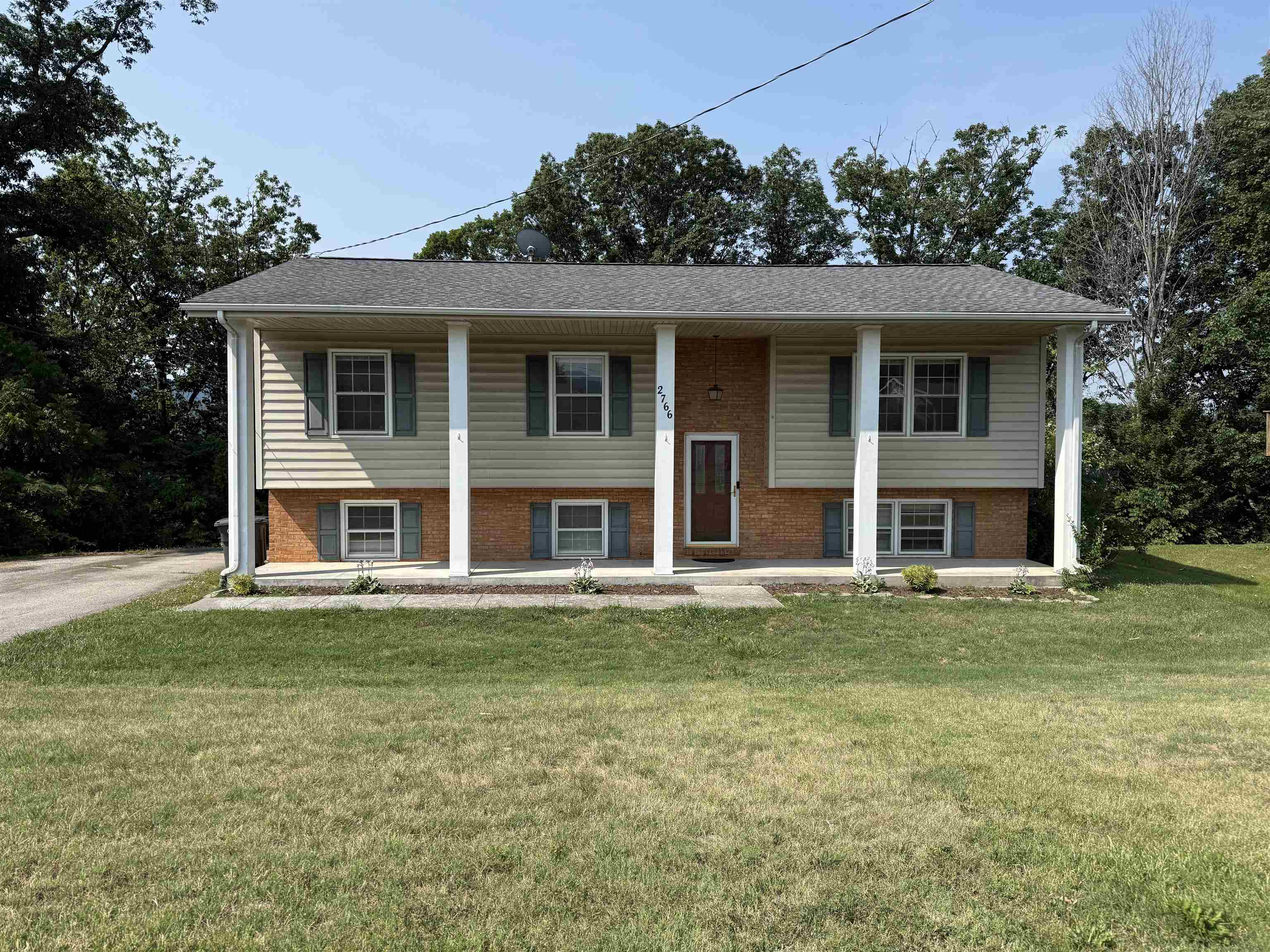 2766 Fletcher Street Salem VA 24153