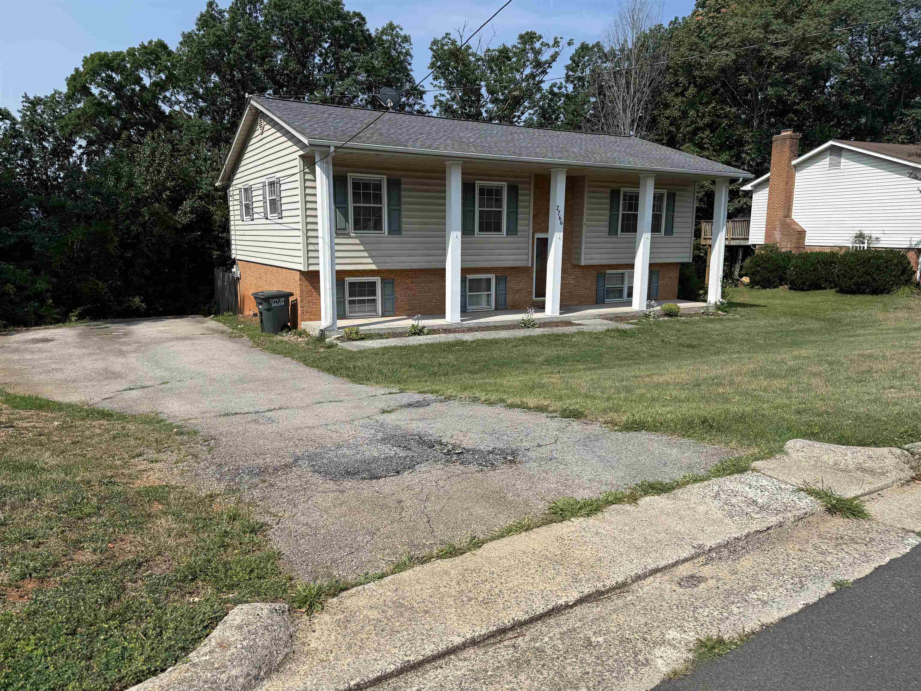 2766 Fletcher Street Salem VA 24153