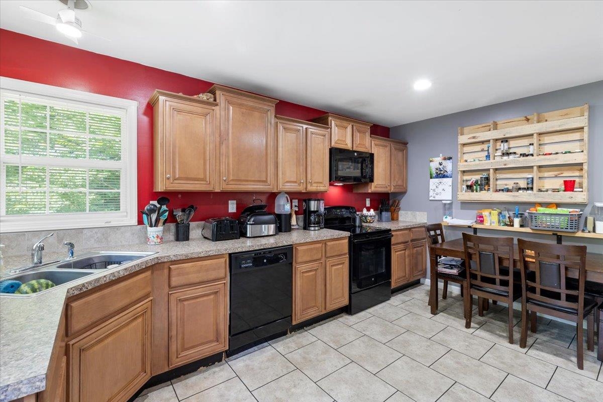 8379 Blackfish Drive Radford VA 24141