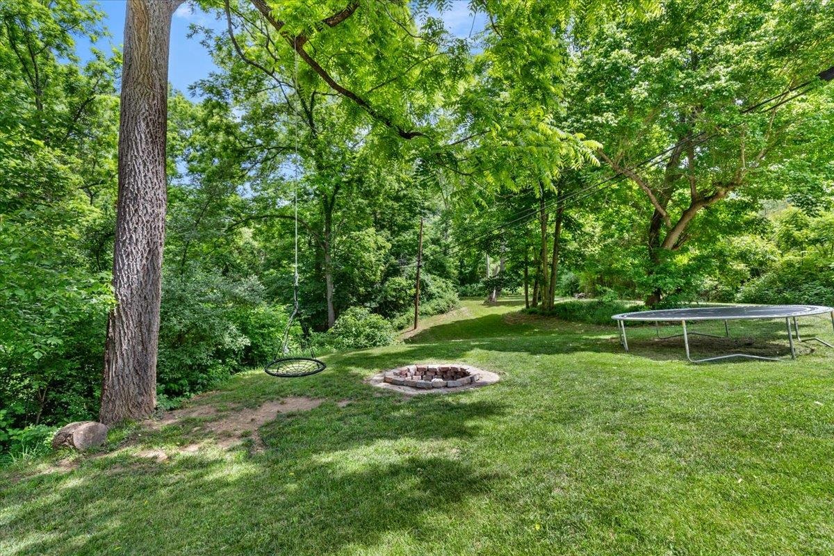 8379 Blackfish Drive Radford VA 24141