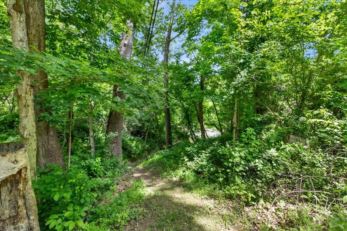 8379 Blackfish Drive Radford VA 24141