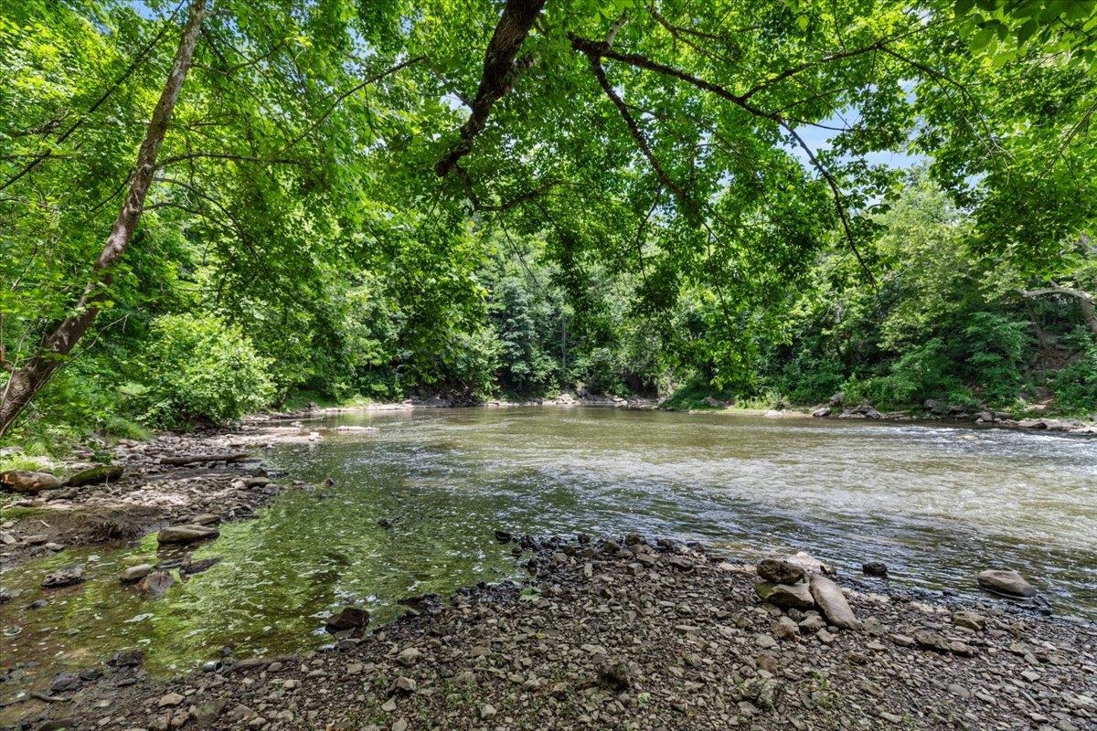 8379 Blackfish Drive Radford VA 24141