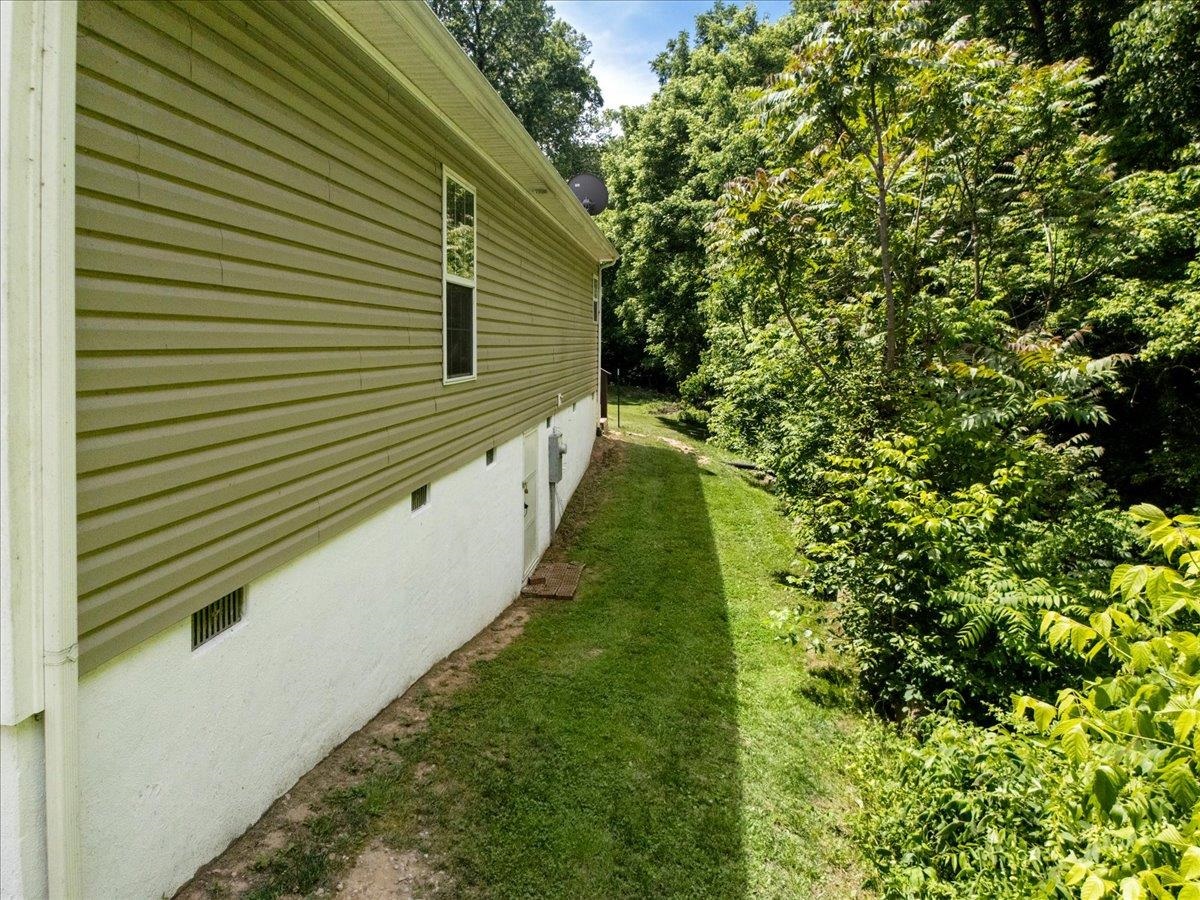 8379 Blackfish Drive Radford VA 24141