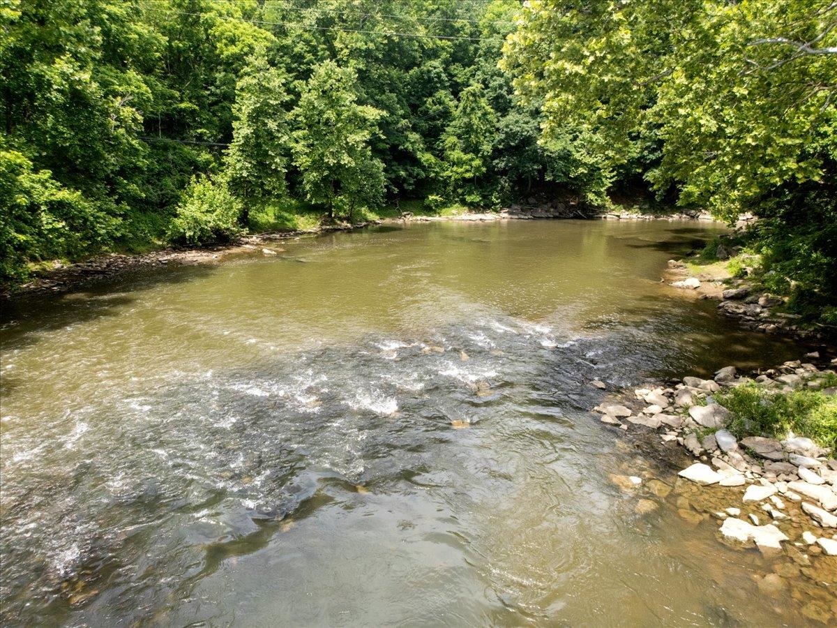 8379 Blackfish Drive Radford VA 24141
