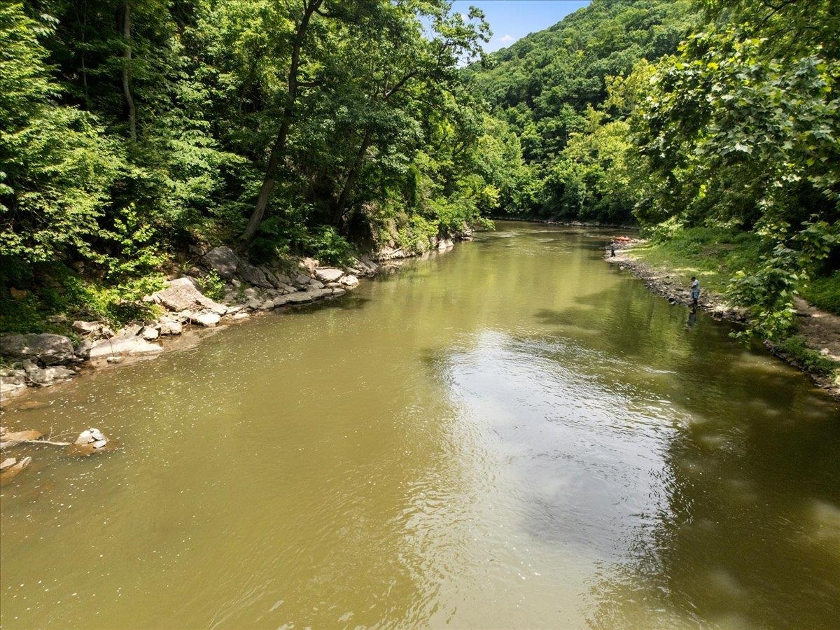 8379 Blackfish Drive Radford VA 24141