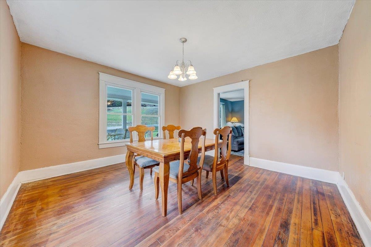 3957 Poplar Camp Road Hillsville VA 24343