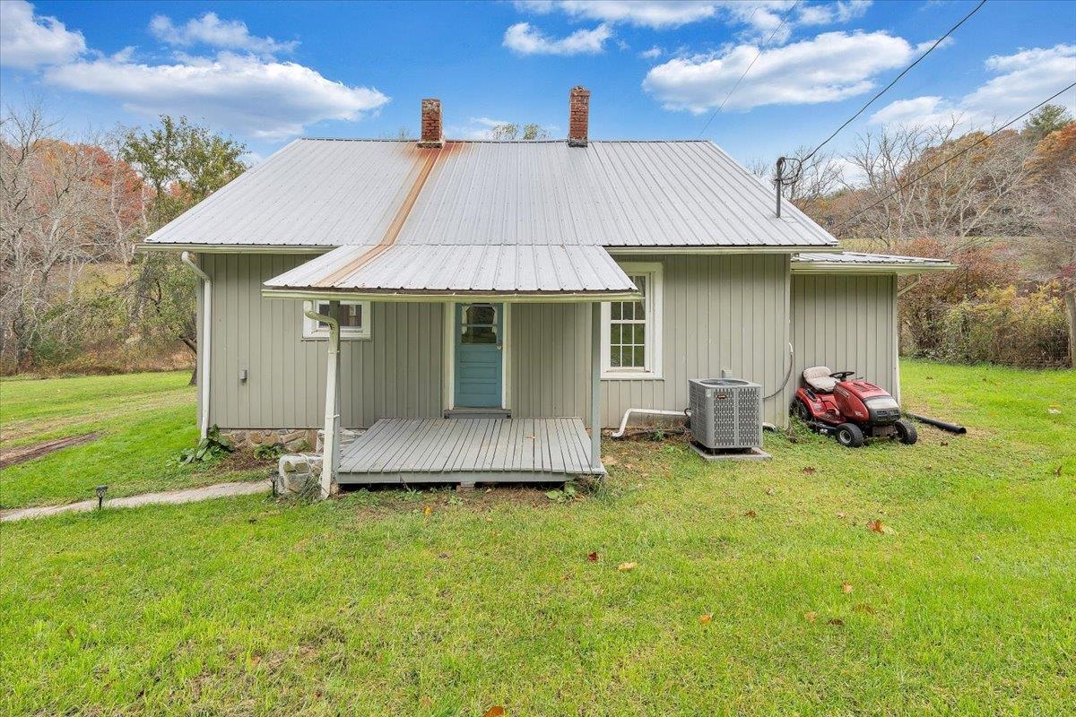 3957 Poplar Camp Road Hillsville VA 24343