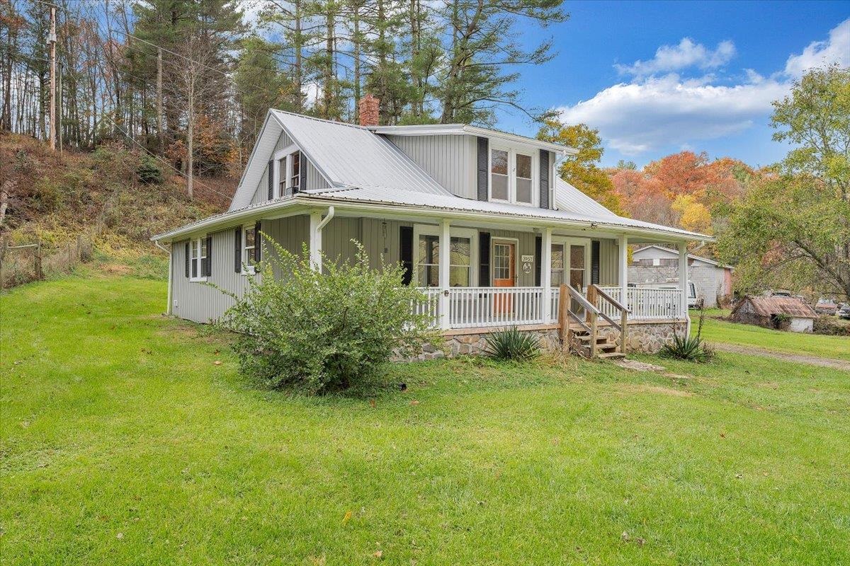 3957 Poplar Camp Road Hillsville VA 24343