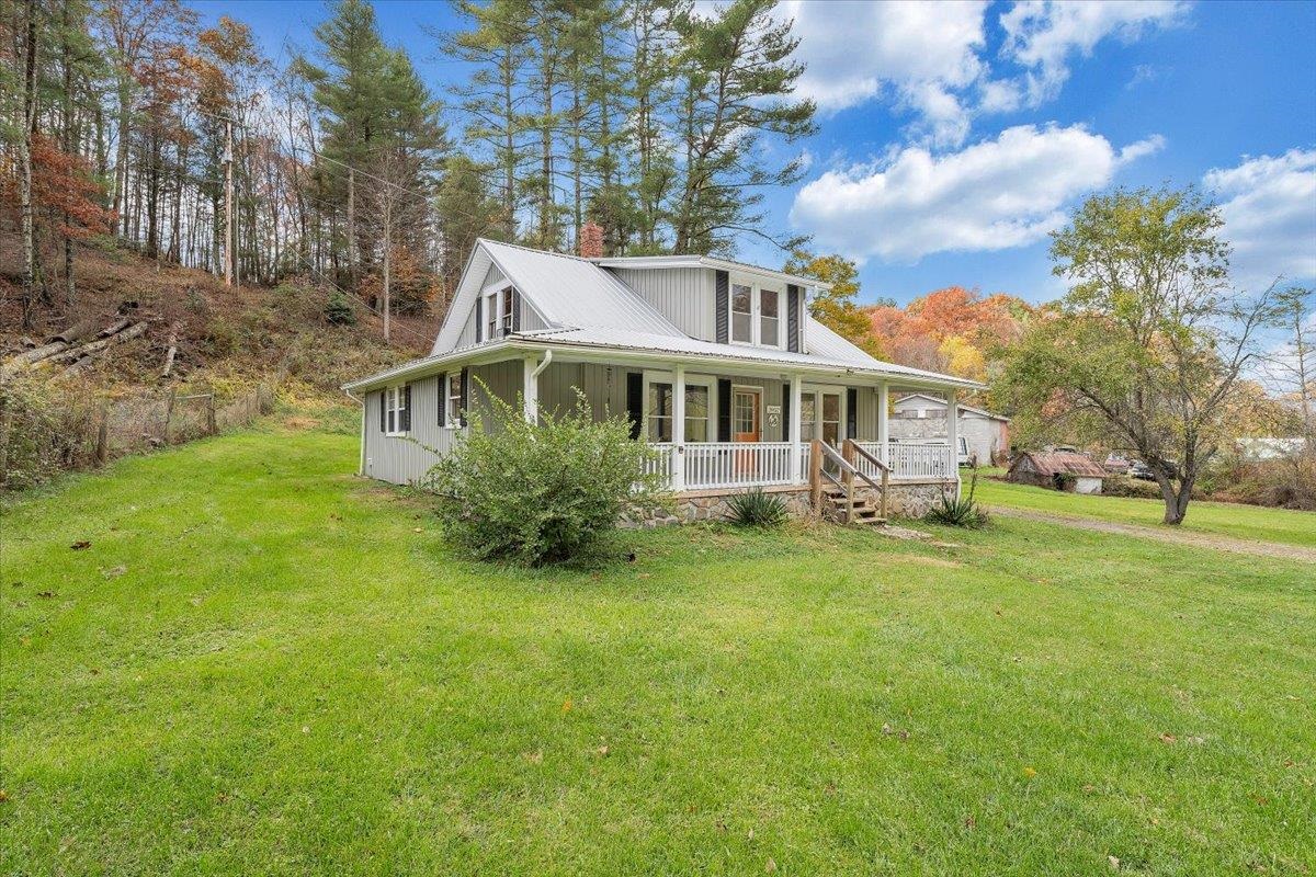 3957 Poplar Camp Road Hillsville VA 24343