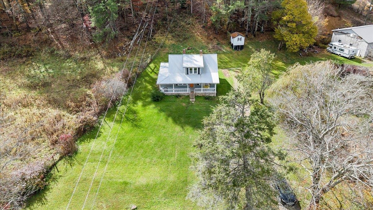 3957 Poplar Camp Road Hillsville VA 24343