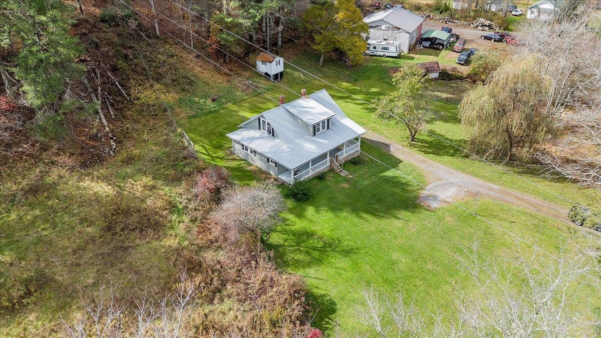 3957 Poplar Camp Road Hillsville VA 24343