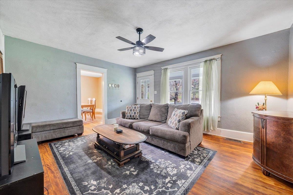 3957 Poplar Camp Road Hillsville VA 24343