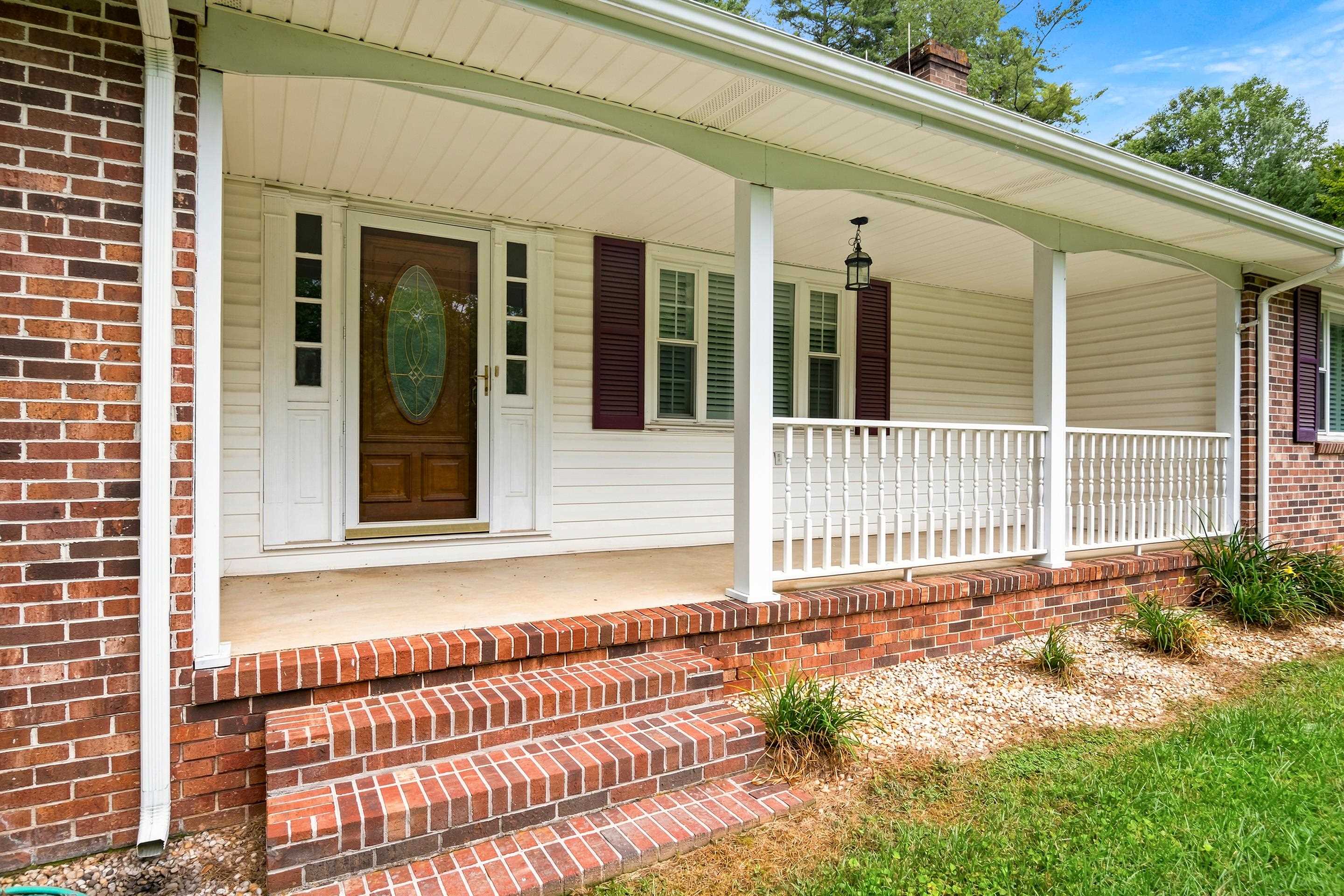 7543 Indian Valley Road NW Willis VA 24380