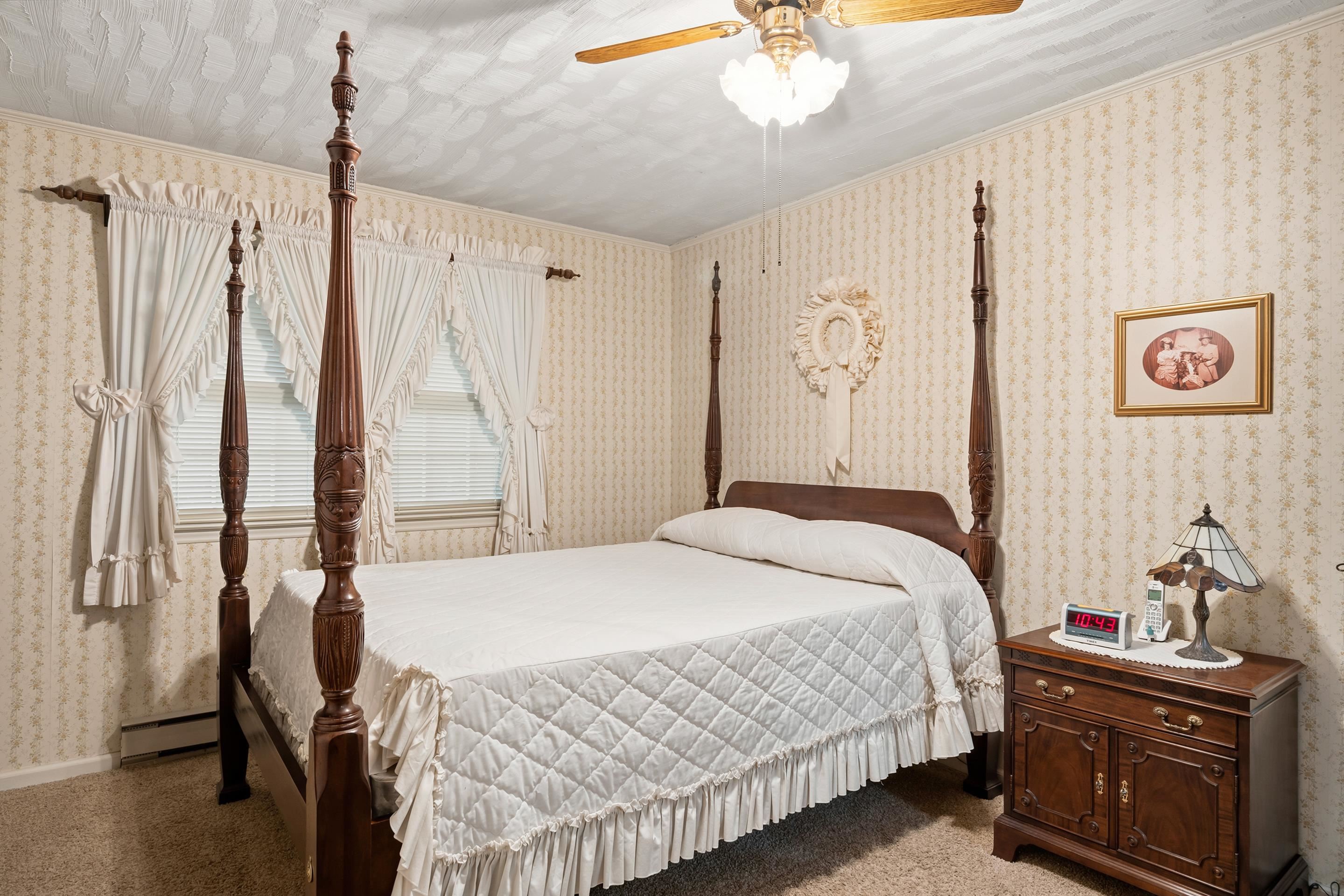 7543 Indian Valley Road NW Willis VA 24380