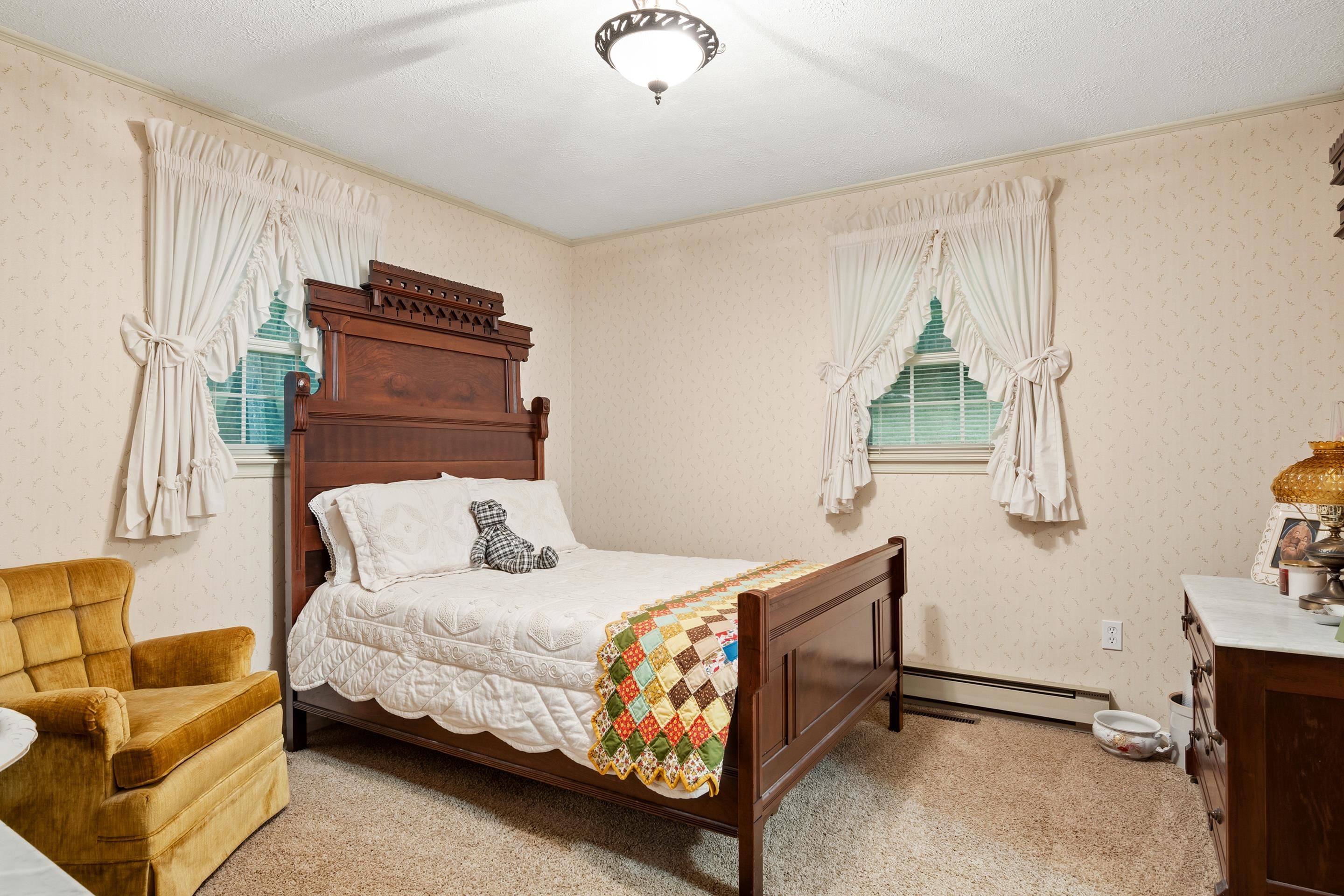 7543 Indian Valley Road NW Willis VA 24380