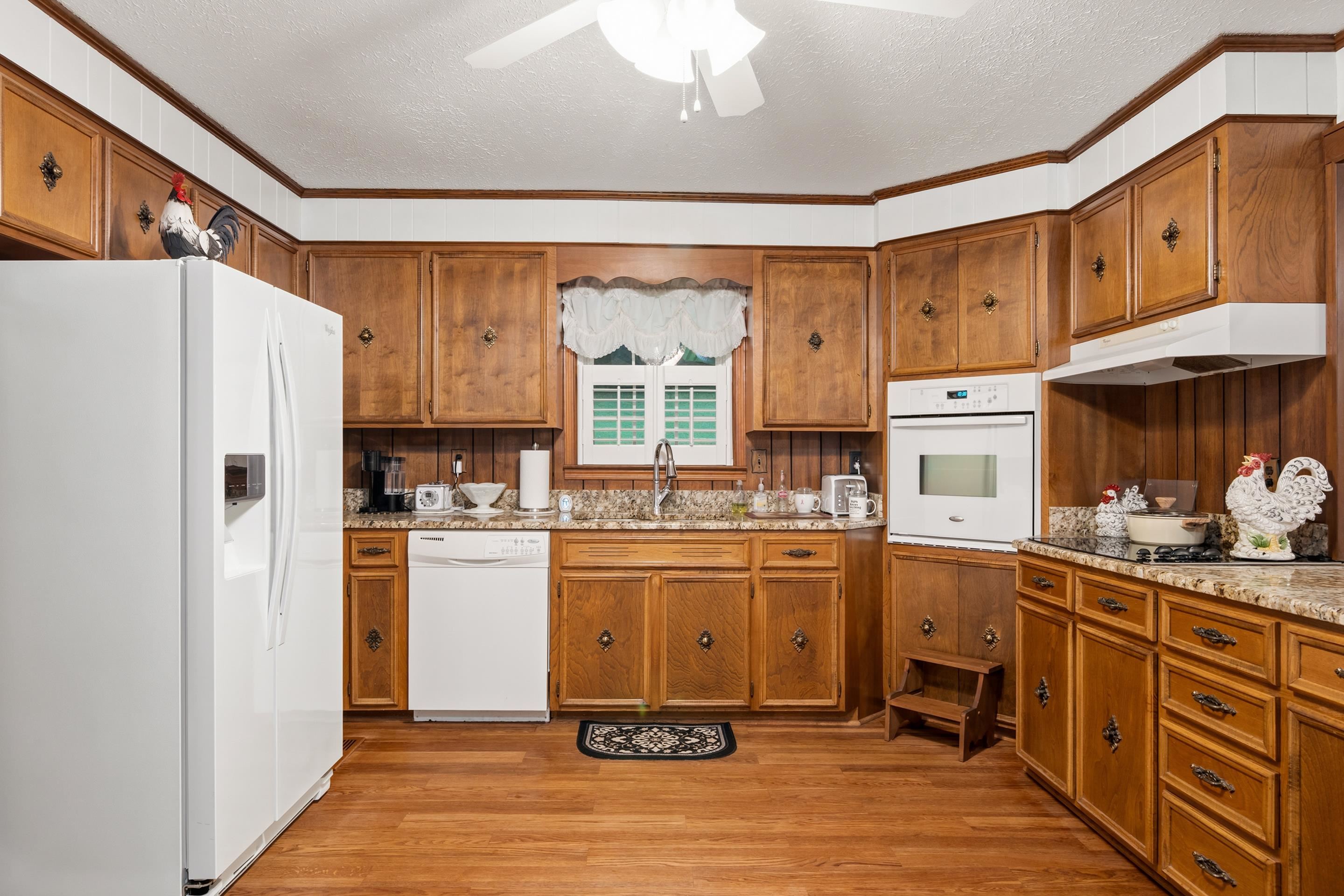7543 Indian Valley Road NW Willis VA 24380