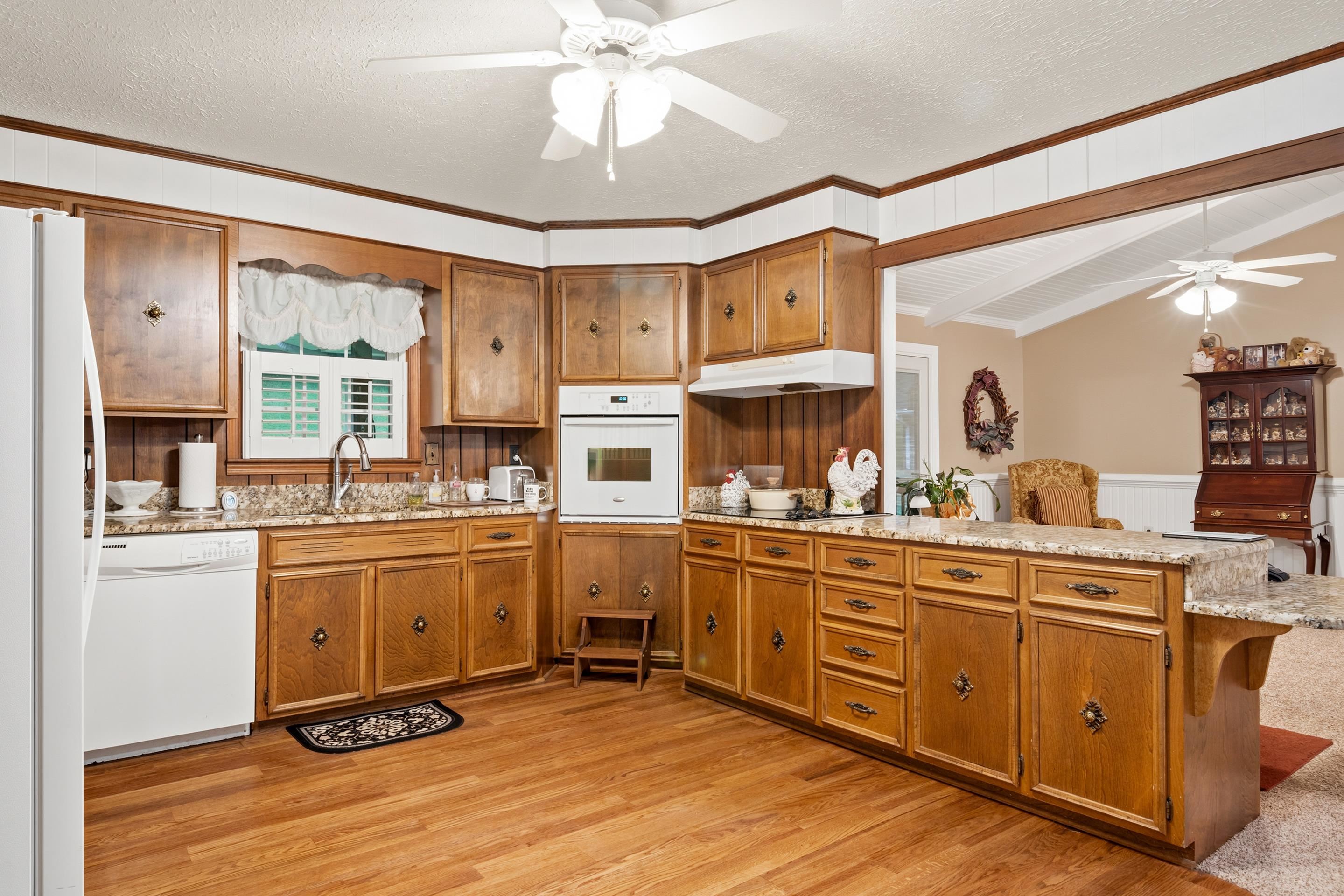 7543 Indian Valley Road NW Willis VA 24380