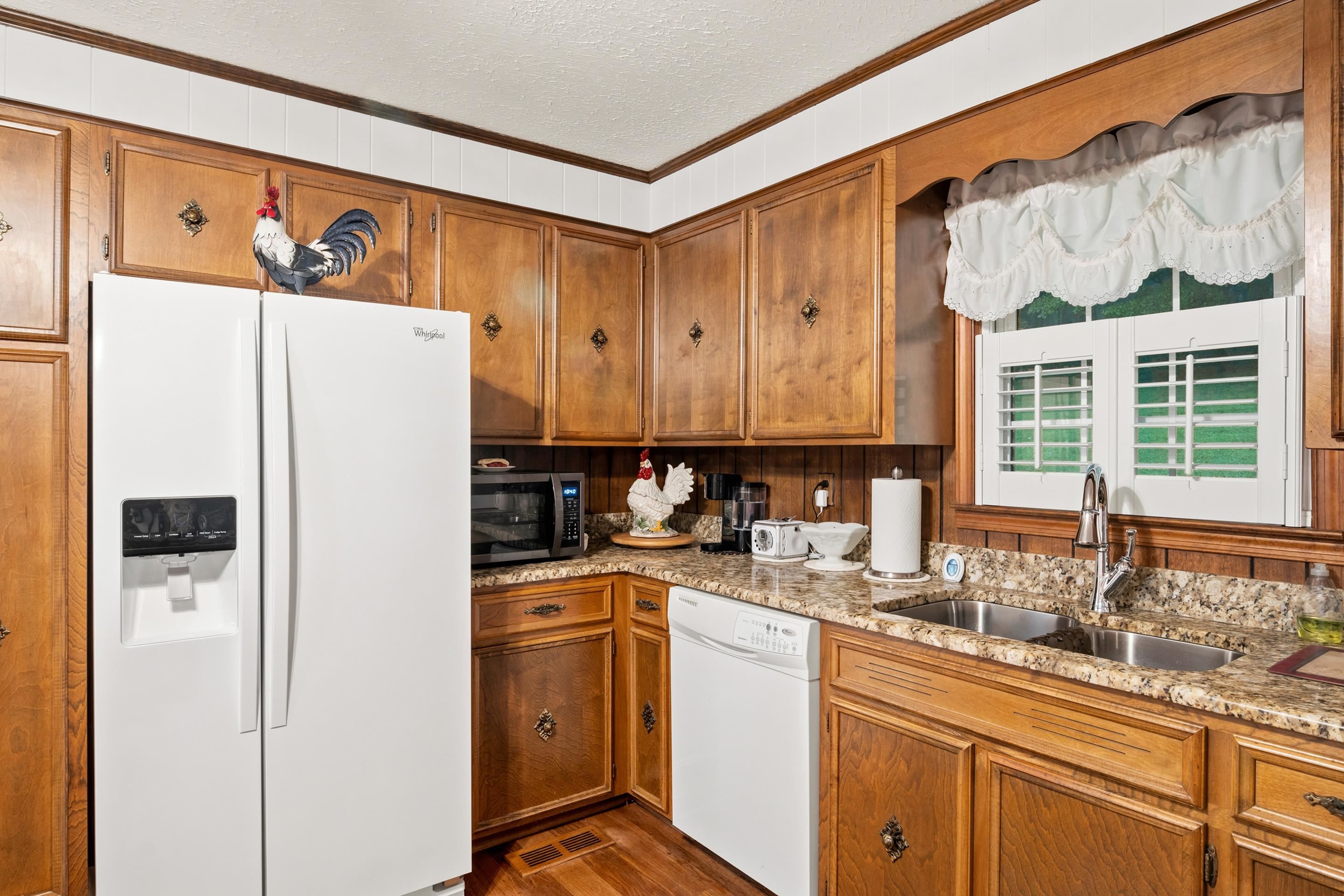 7543 Indian Valley Road NW Willis VA 24380