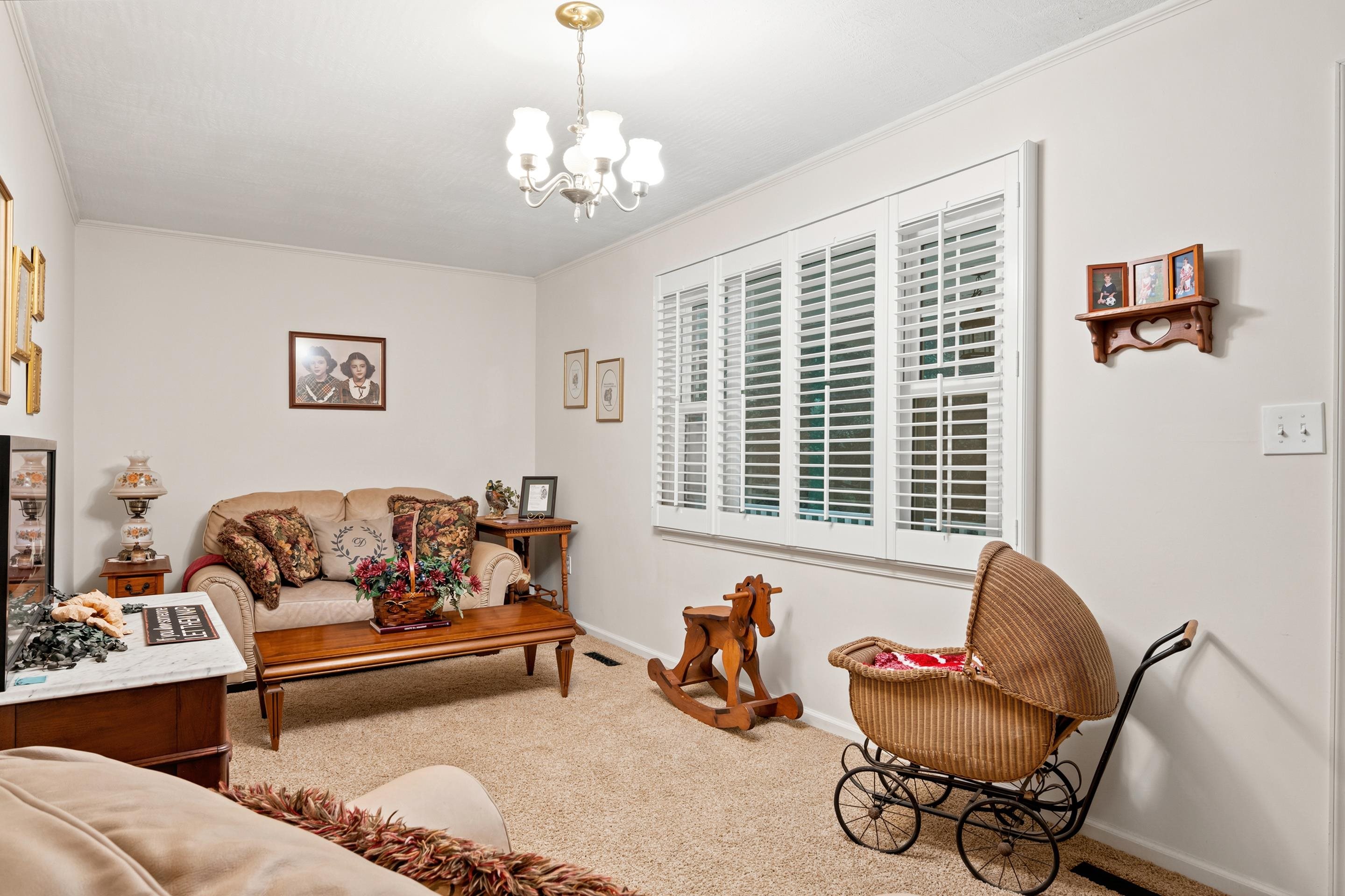 7543 Indian Valley Road NW Willis VA 24380