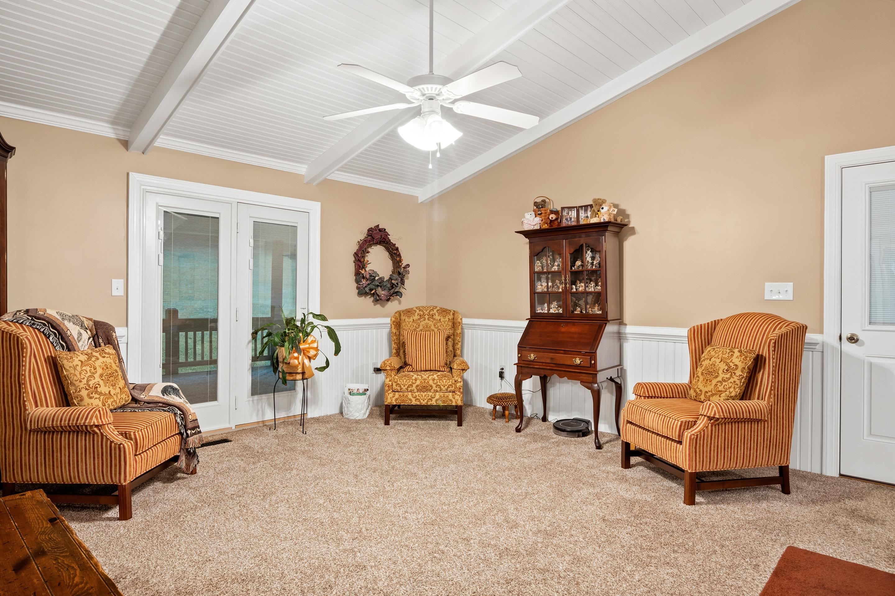 7543 Indian Valley Road NW Willis VA 24380