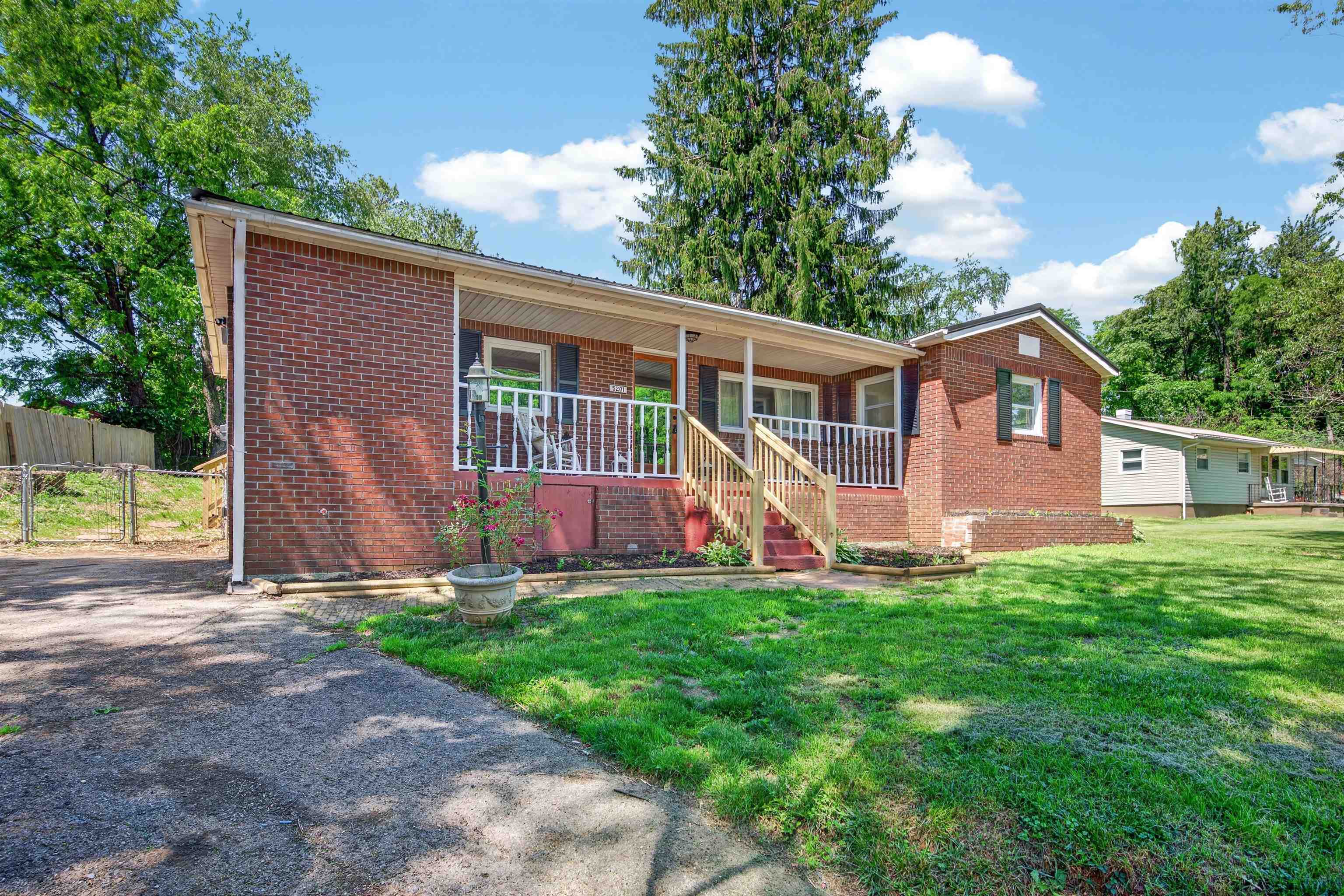 5201 Colonial Drive Dublin VA 24084