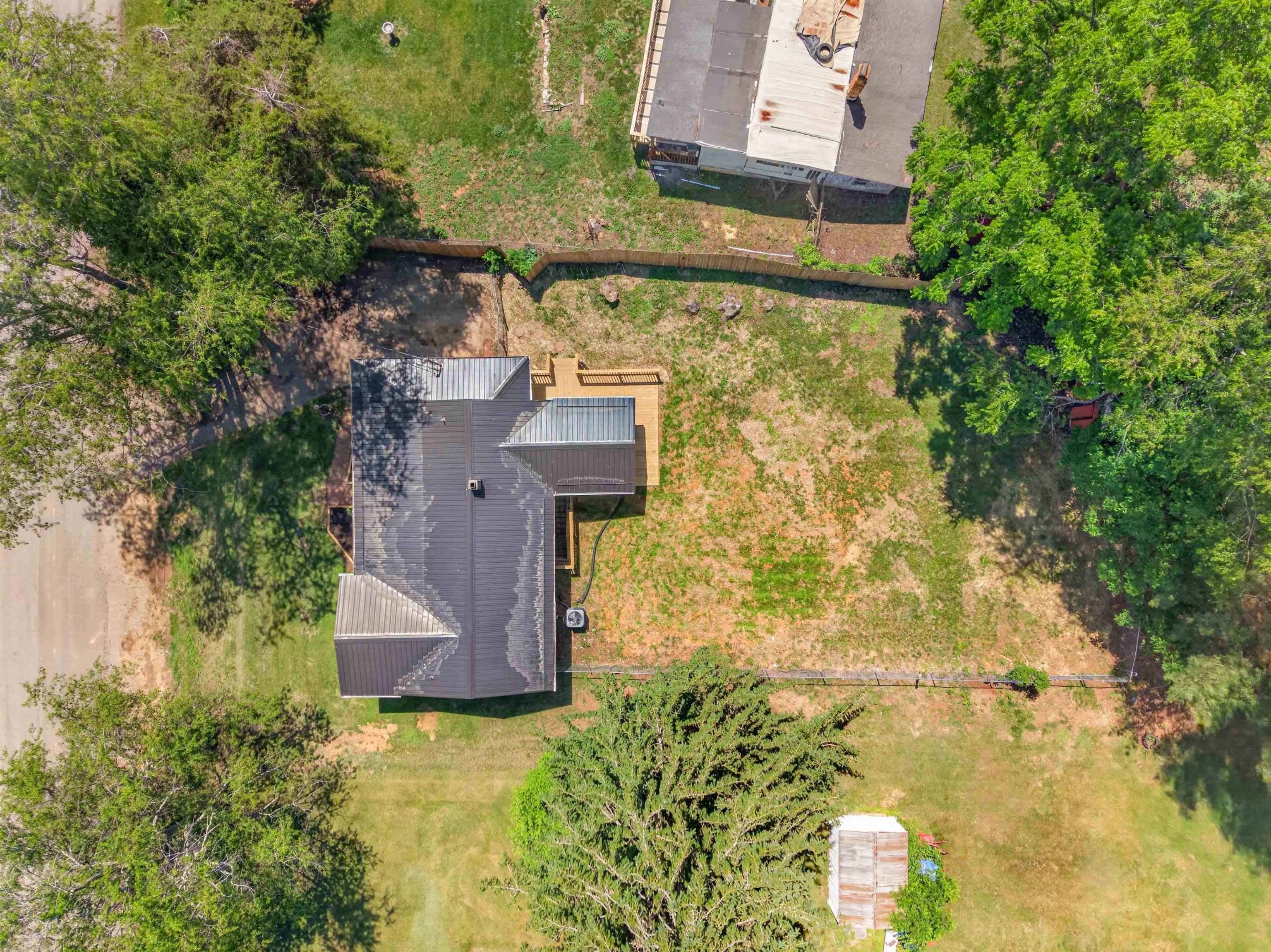 5201 Colonial Drive Dublin VA 24084